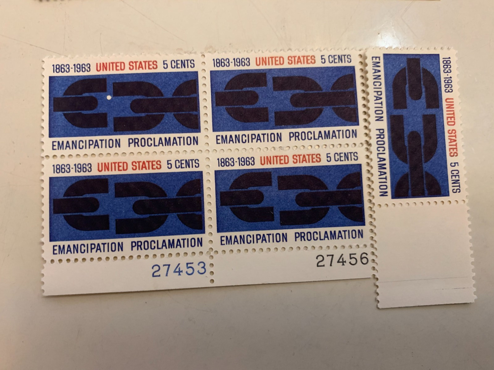 Lot of 10 different 5 Cent Unused Postage Stamps, 39 total