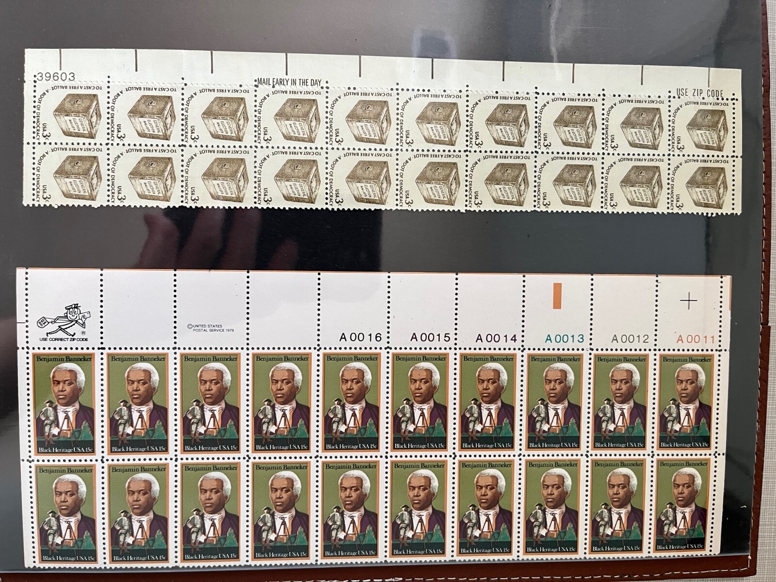 Over 200 various US mint stamps dating approximately from 1977 to 1981