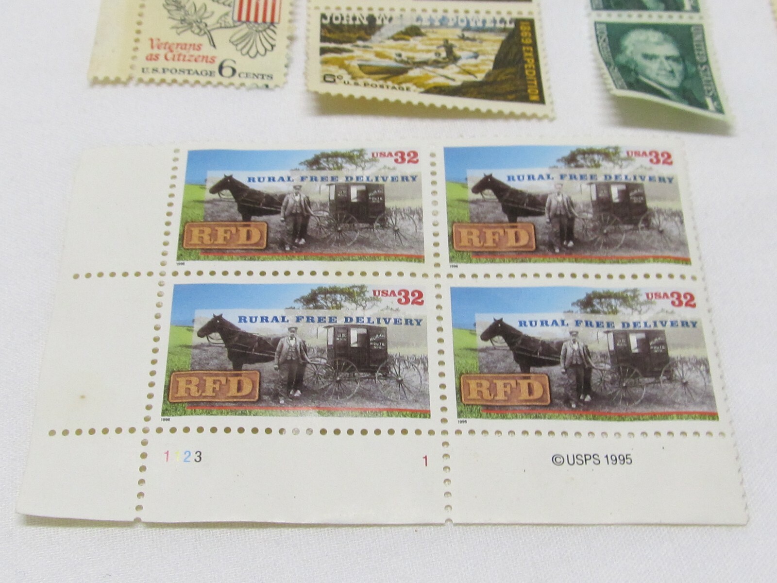 LOT OF 20 MIXED DENOMINATION US STAMPS & 1 STAMP BOOKLET