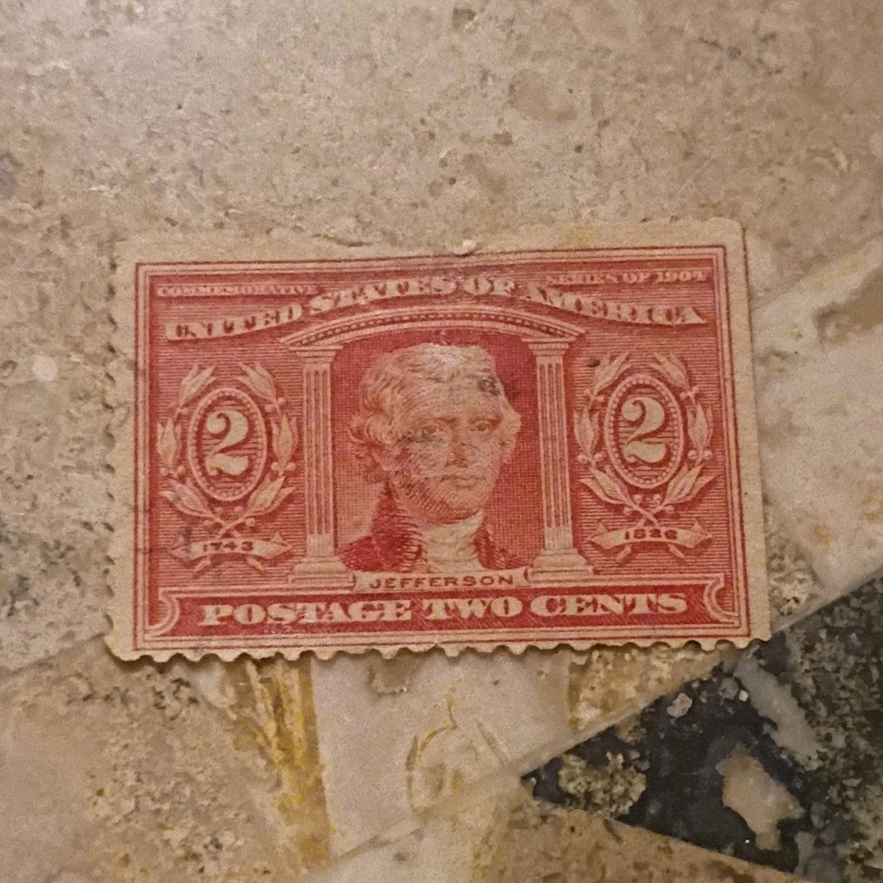 United States 2 Cent Red Postage Stamp Single Used Thomas Jefferson