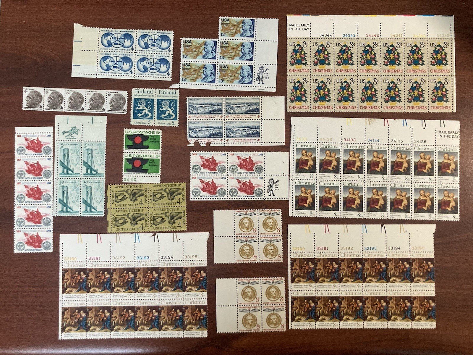 Lot of 99 Unused Vintage US Postal Stamps, Many Christmas Theme, MNH OG