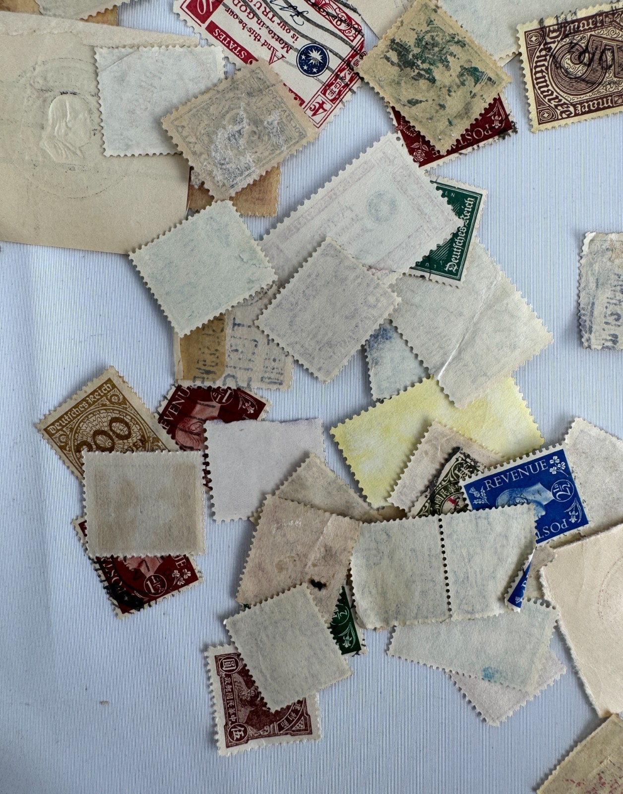 Worldwide Vintage Postage Stamp Collection Lot Great Britain Revenue, USA