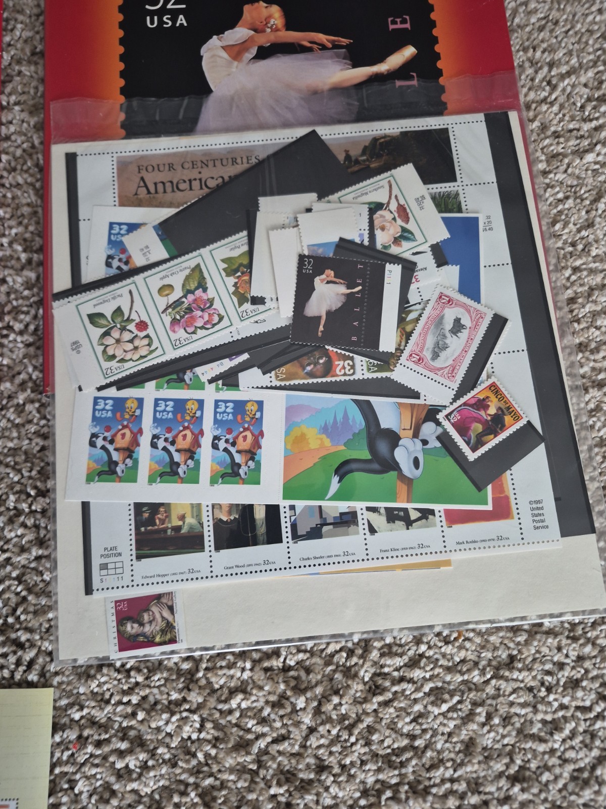 1991-2000 4 Complete Commemorative Stamp Collection + 1 1991 Book + Presidents