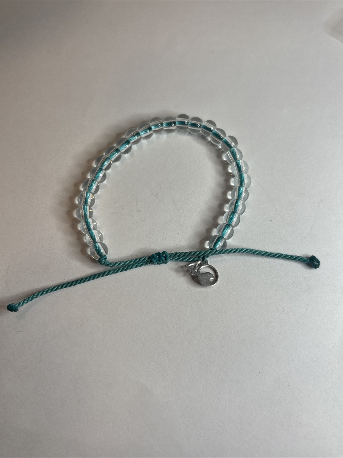 4Ocean Adjustable Clear Acrylic Beaded Corded Bracelet Clear / Green