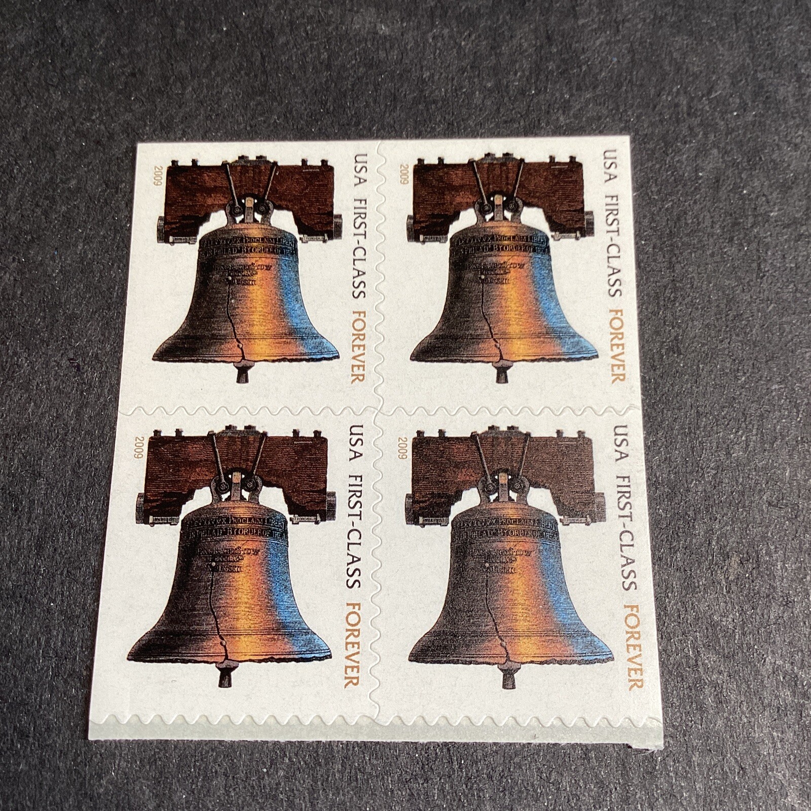 SCOTT# 4437 LIBERTY BELL -Booklet Block Of 4-2009-MNH-US