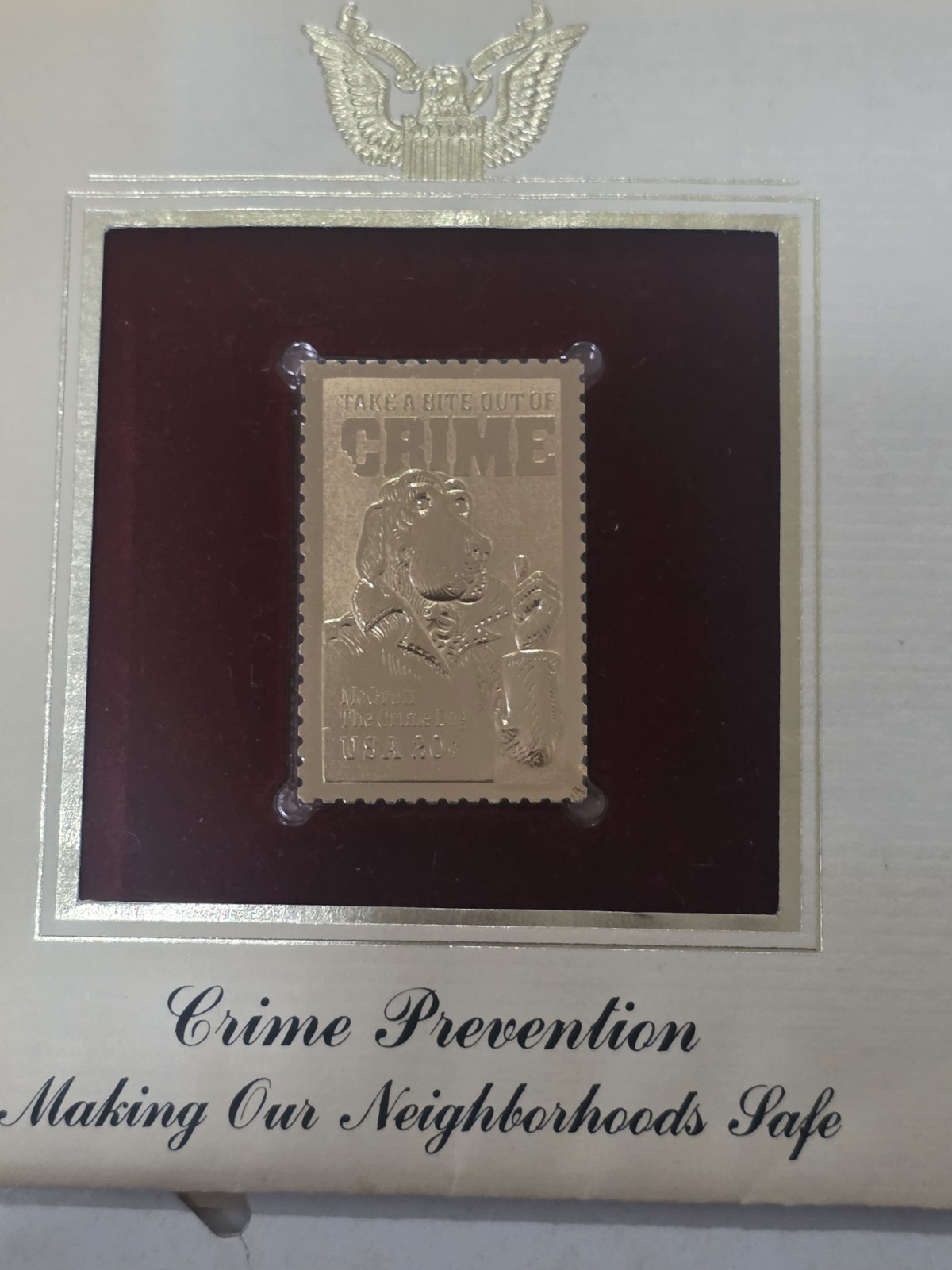 CRIME PREVENTION SAFE NEIGHBORHOOD IST ISSUE 1984 USPS 24KT GOLD STAMP SET E2