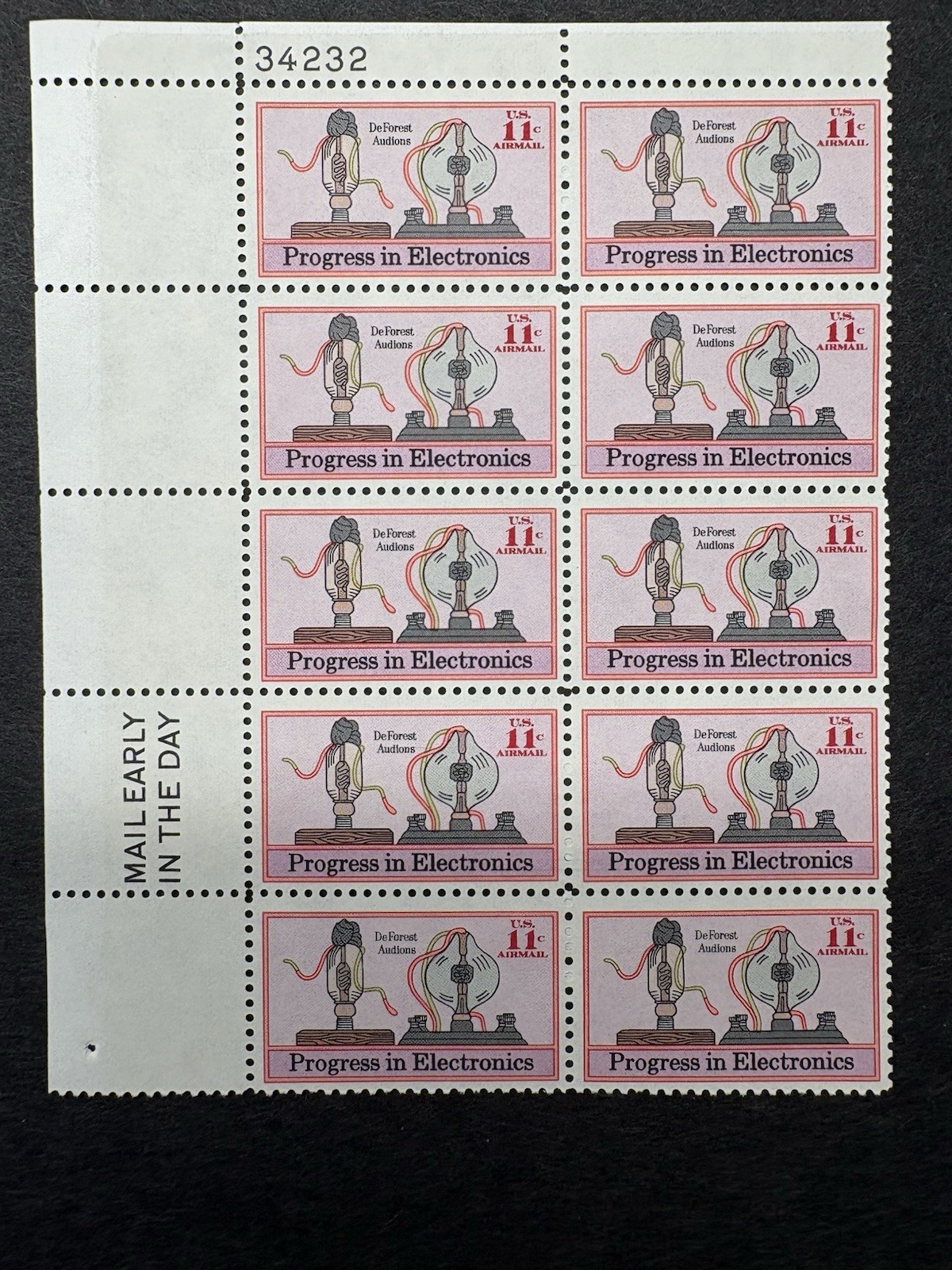 1973 US Scott #C86 11c Electronics Progress Airmail Stamps, MNH Block of 10