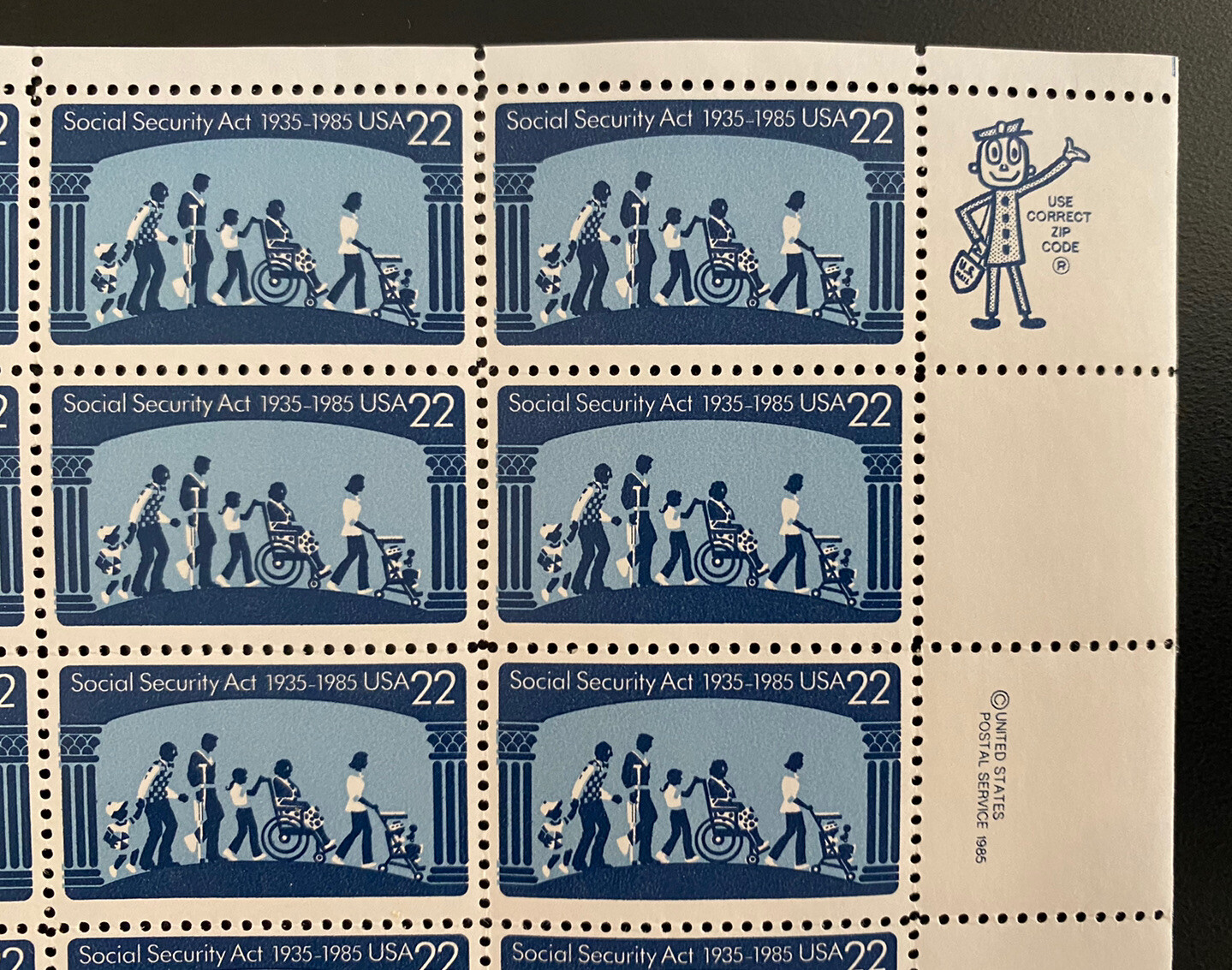1985 USPS #2153 Social Security Act 50th Anniversary Block of 24 StampsX22c. MNH
