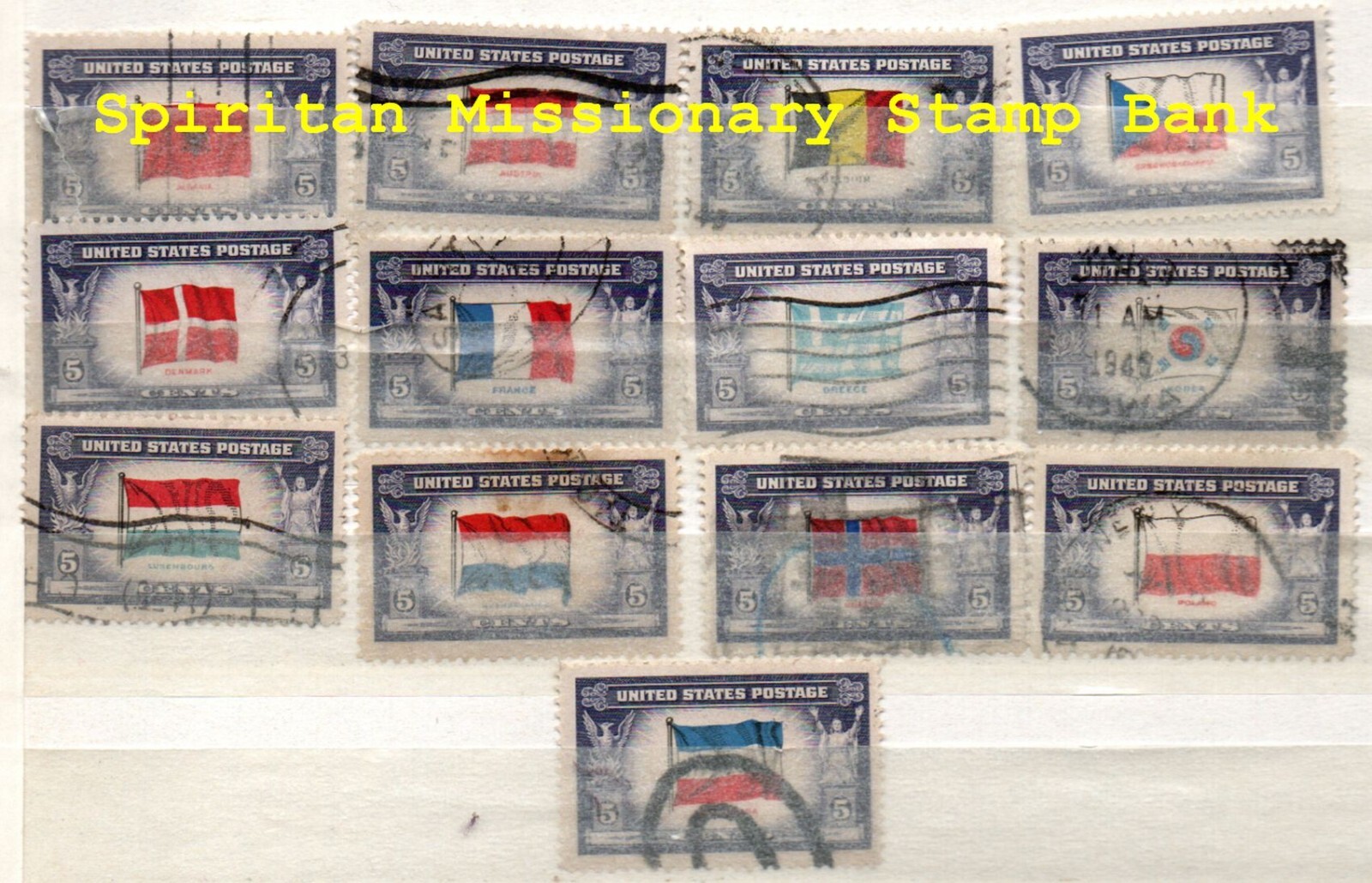 International Flags: 13 Assorted US Postage sTamps (14-754)
