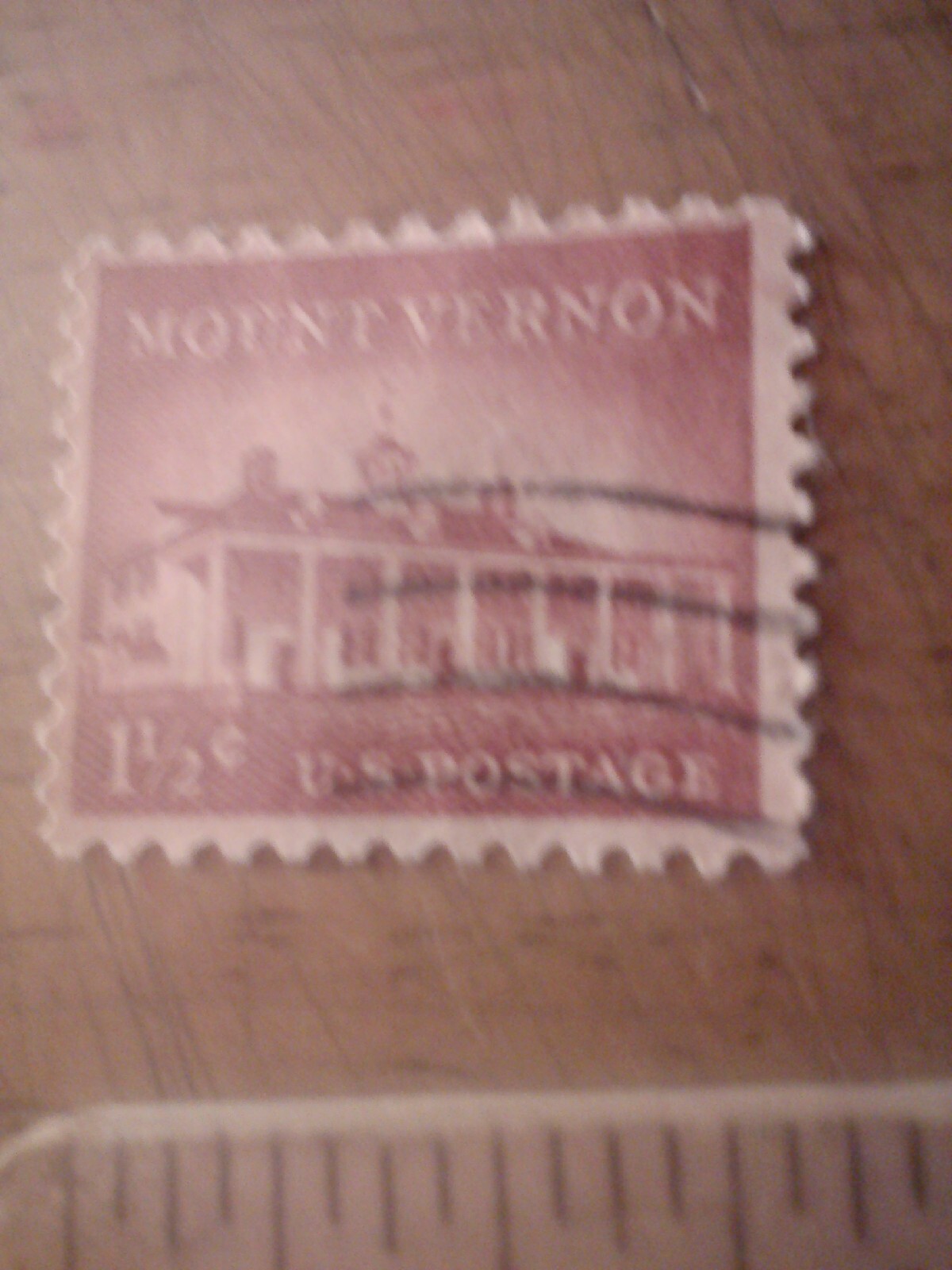 US STAMP. 1956 1 1/2¢ Mount Vernon Stamp. Used Condition.