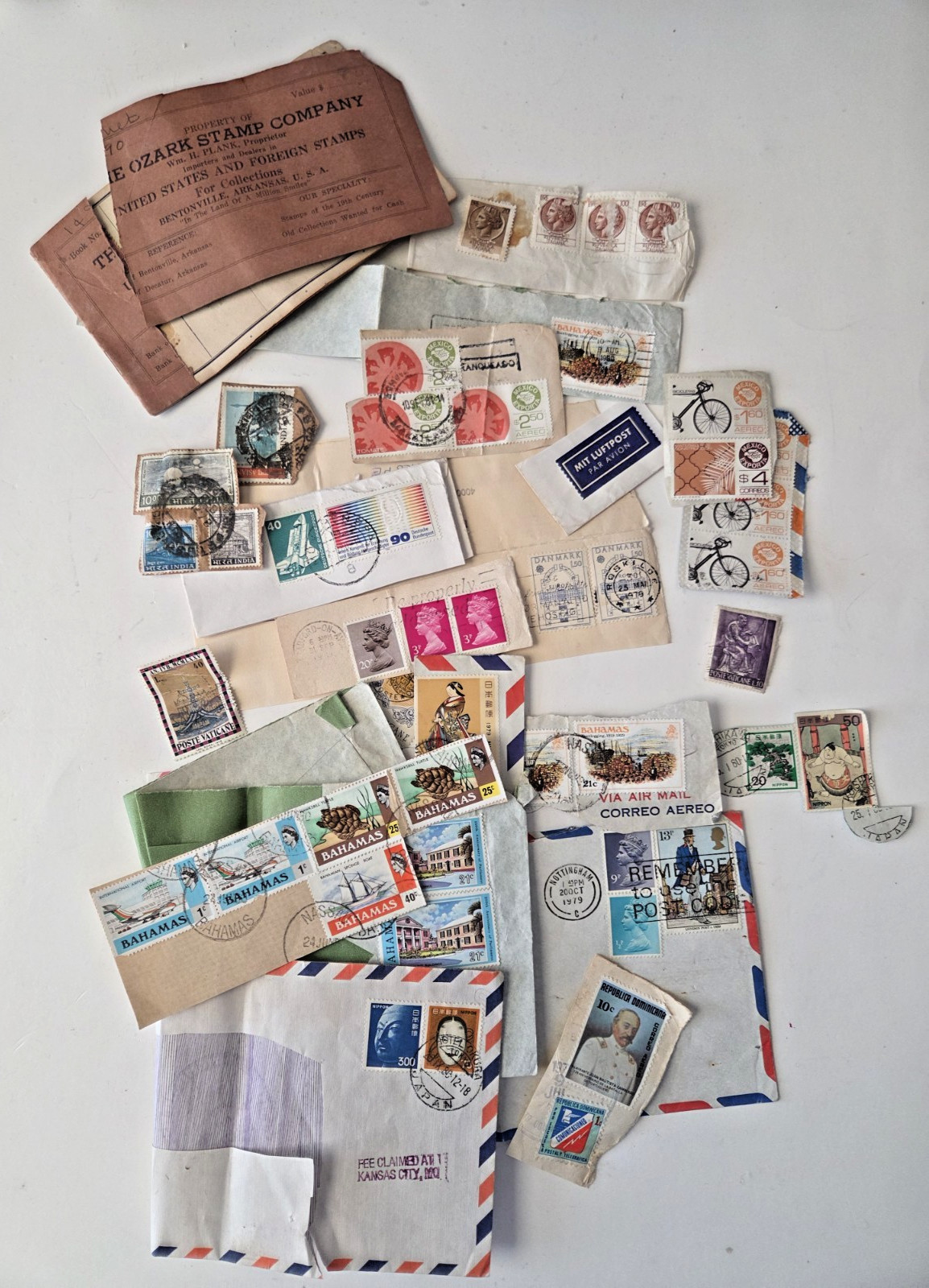 Vtg US Stamps & Foreign Loose Stamps Lot & Unused Sheets MNH 1960s Cagney Monroe