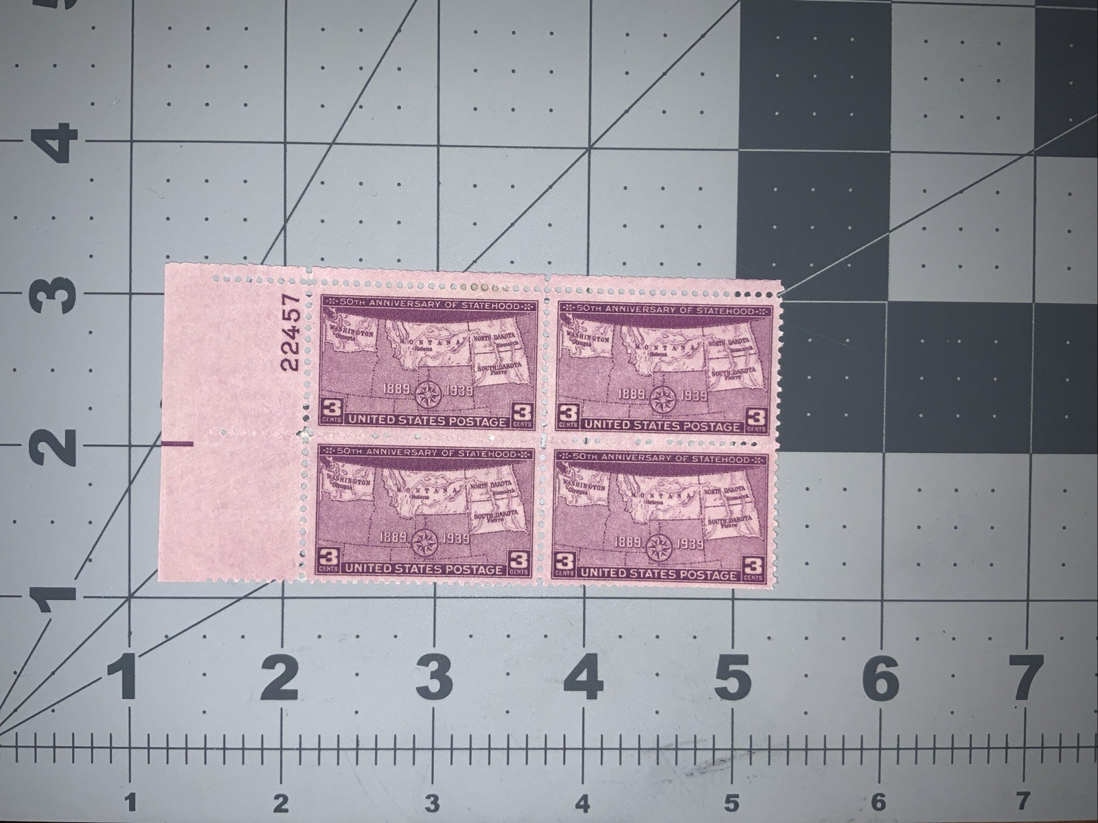 Stamp Lot Of 5 – 2 Cents Army, 3 Cent NY World Fair, 2 Cent Army/Navy, 50 Annive