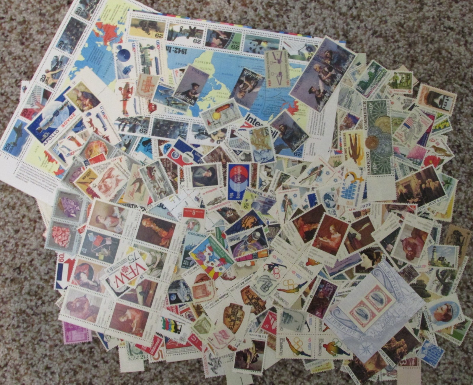 US Discount Postage Stamps unused. Below Face, FACE VALUE $100.02. Lot 260057