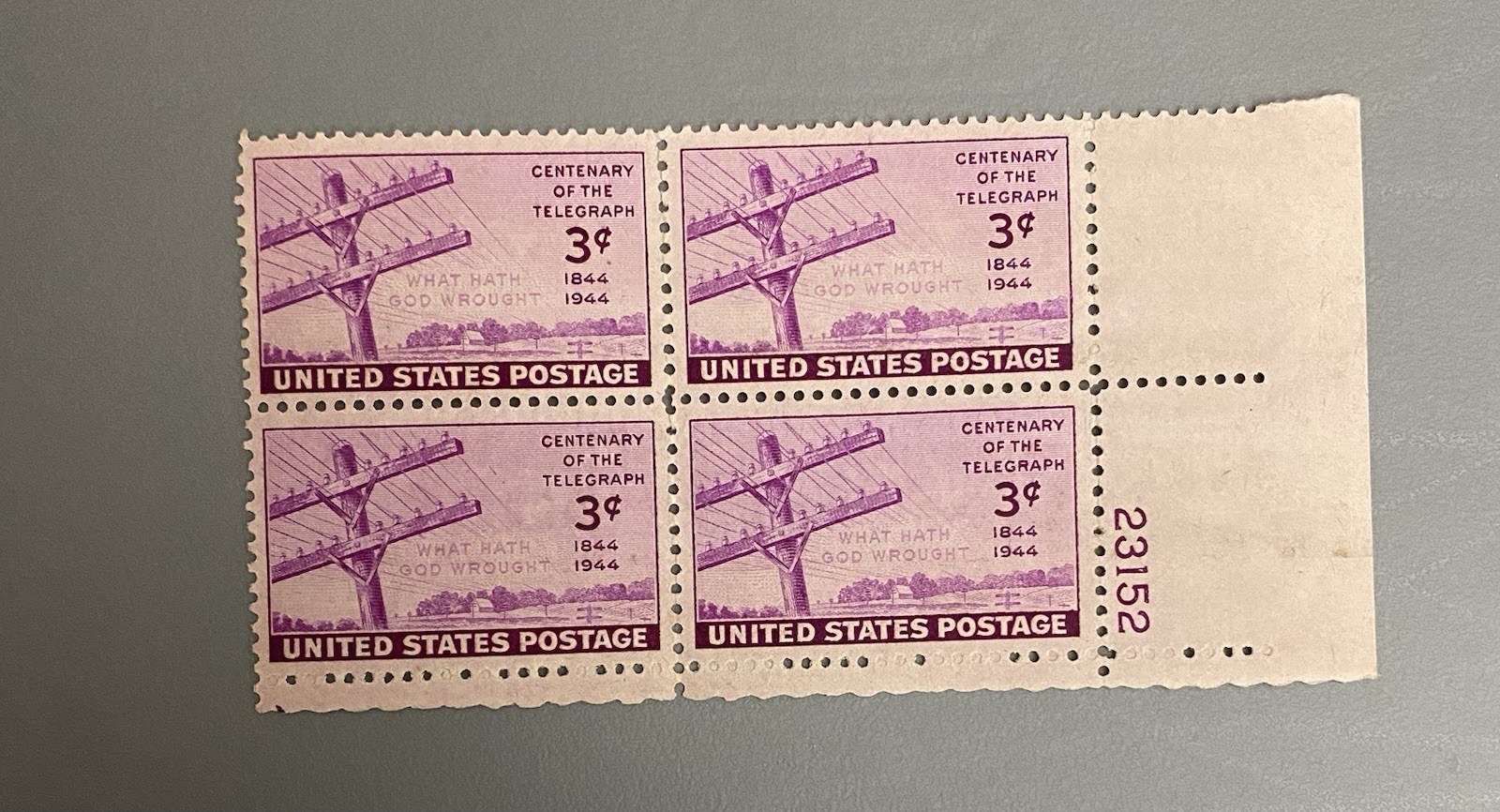 US stamps blocks of 4 mostly MNH, 24 blocks old stamps good mix