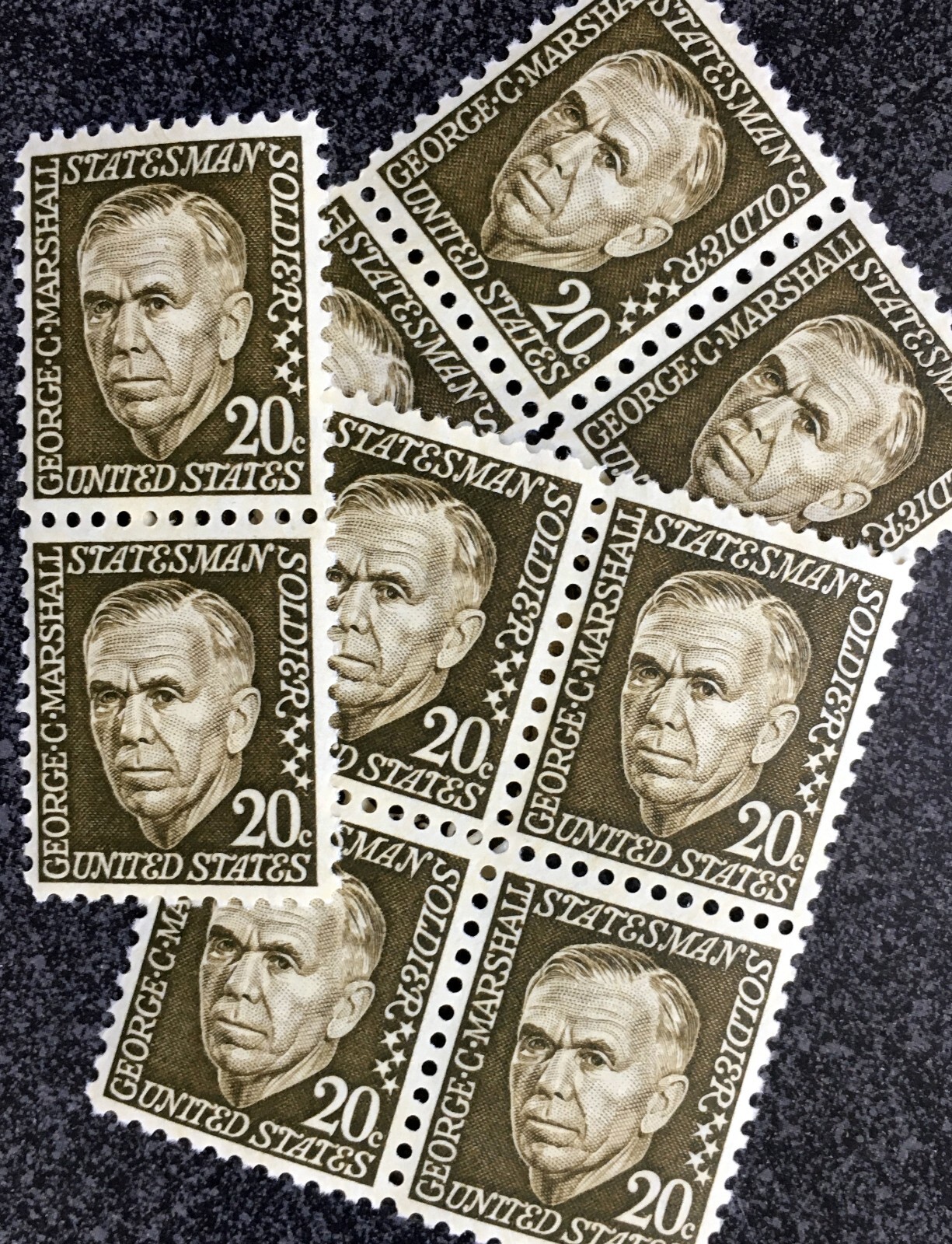 1967US #1289 20c George Marshall Statesman Soldier – Set of 10 Stamps Mint