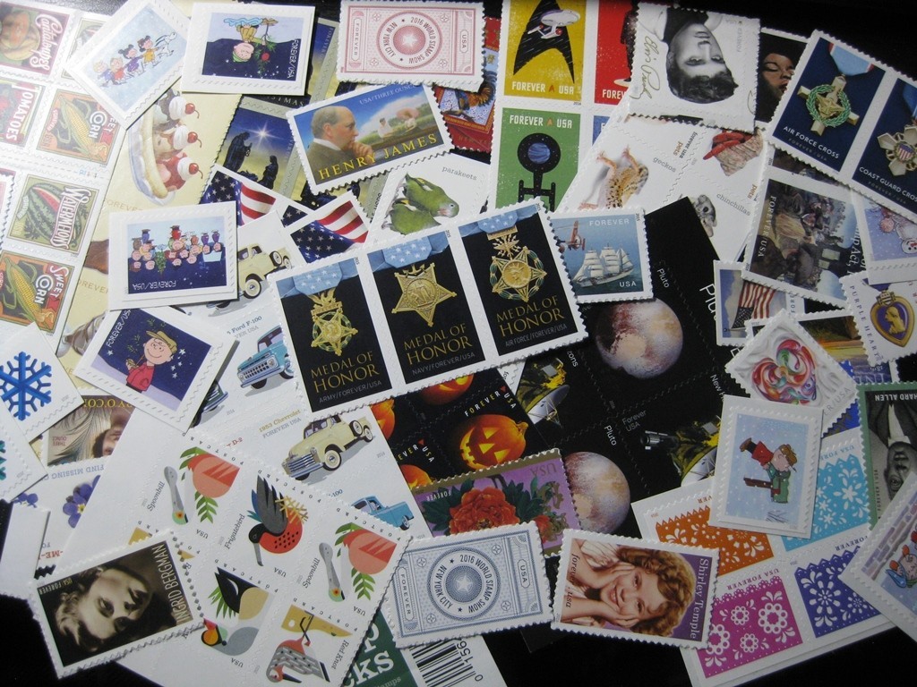 UNITED STATES 100 mint MNH Forever postage stamps (Face Value $78.00)!