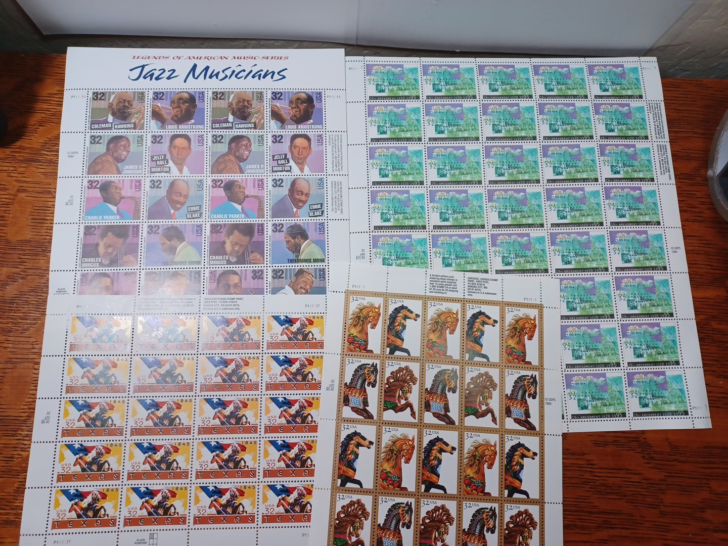 (100) 32 Cent Jazz + Equality + Texas + Horses Postage Stamps JBL5