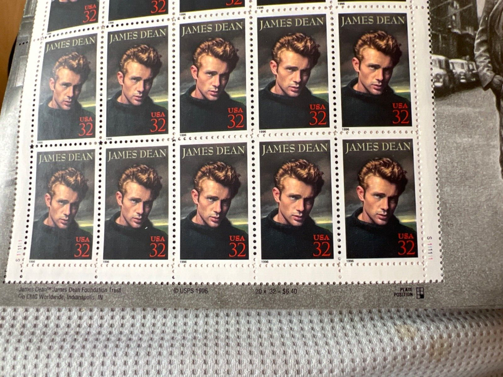 See Photos. US SCOTT 3082 20 JAMES DEAN LEGENDS OF HOLLYWOOD 32 CENTS FACE MNH