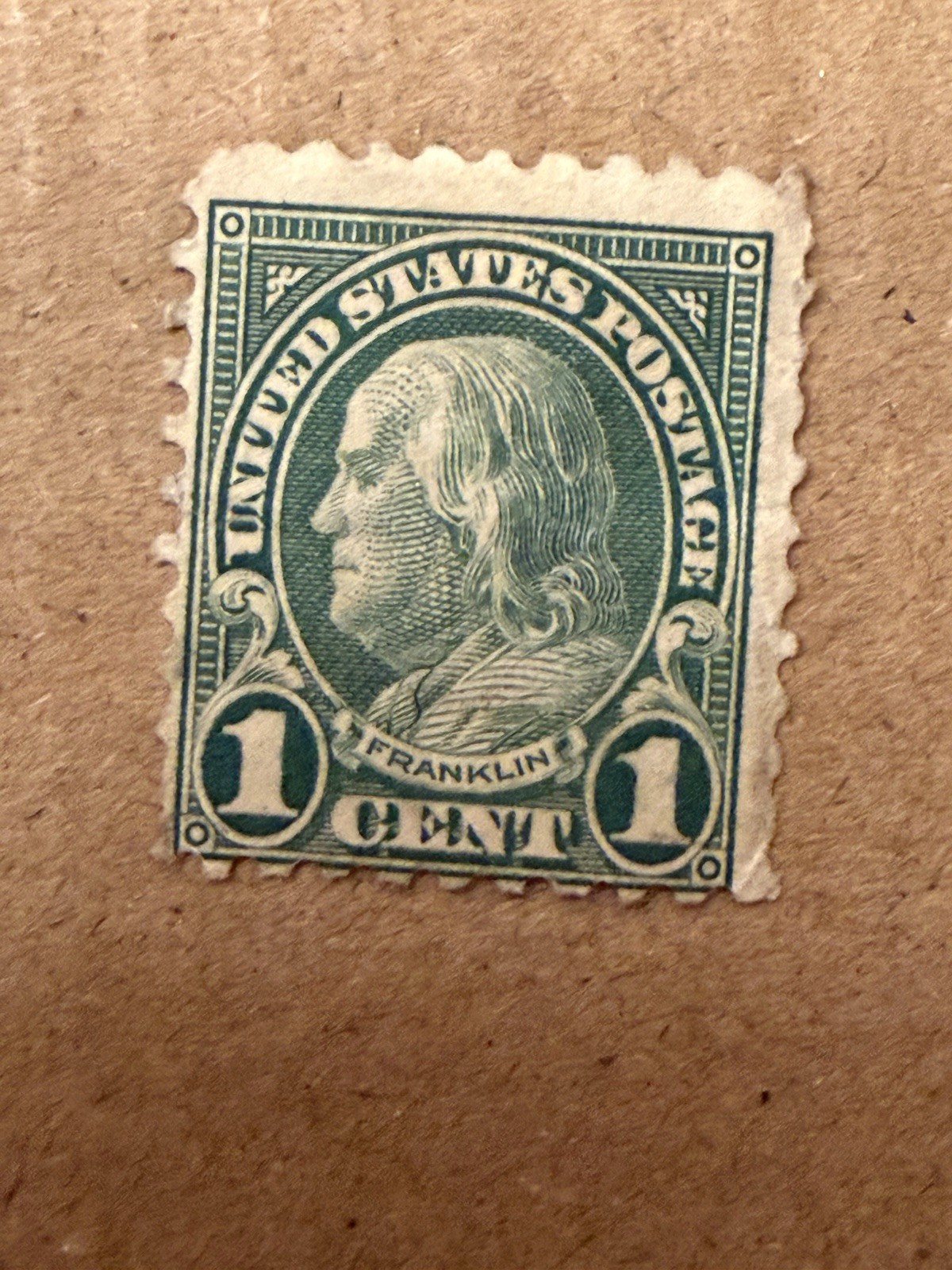 Benjamin Franklin 1 Cent, Low Perf Stamp Good Condition, Deep Green
