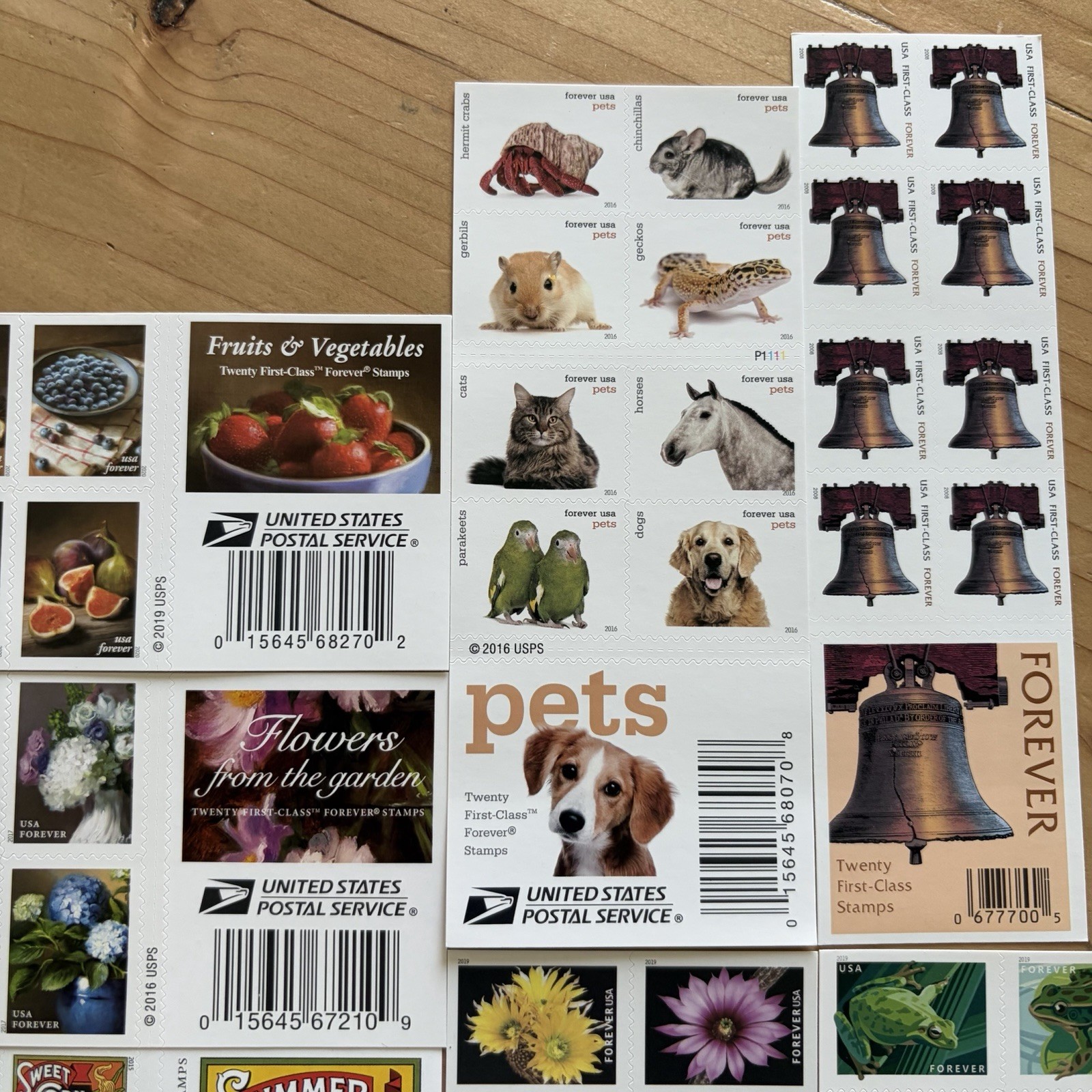 FOREVER STAMPS USPS 8 Books Sheets CHRISTMAS CARD Flowers Animals