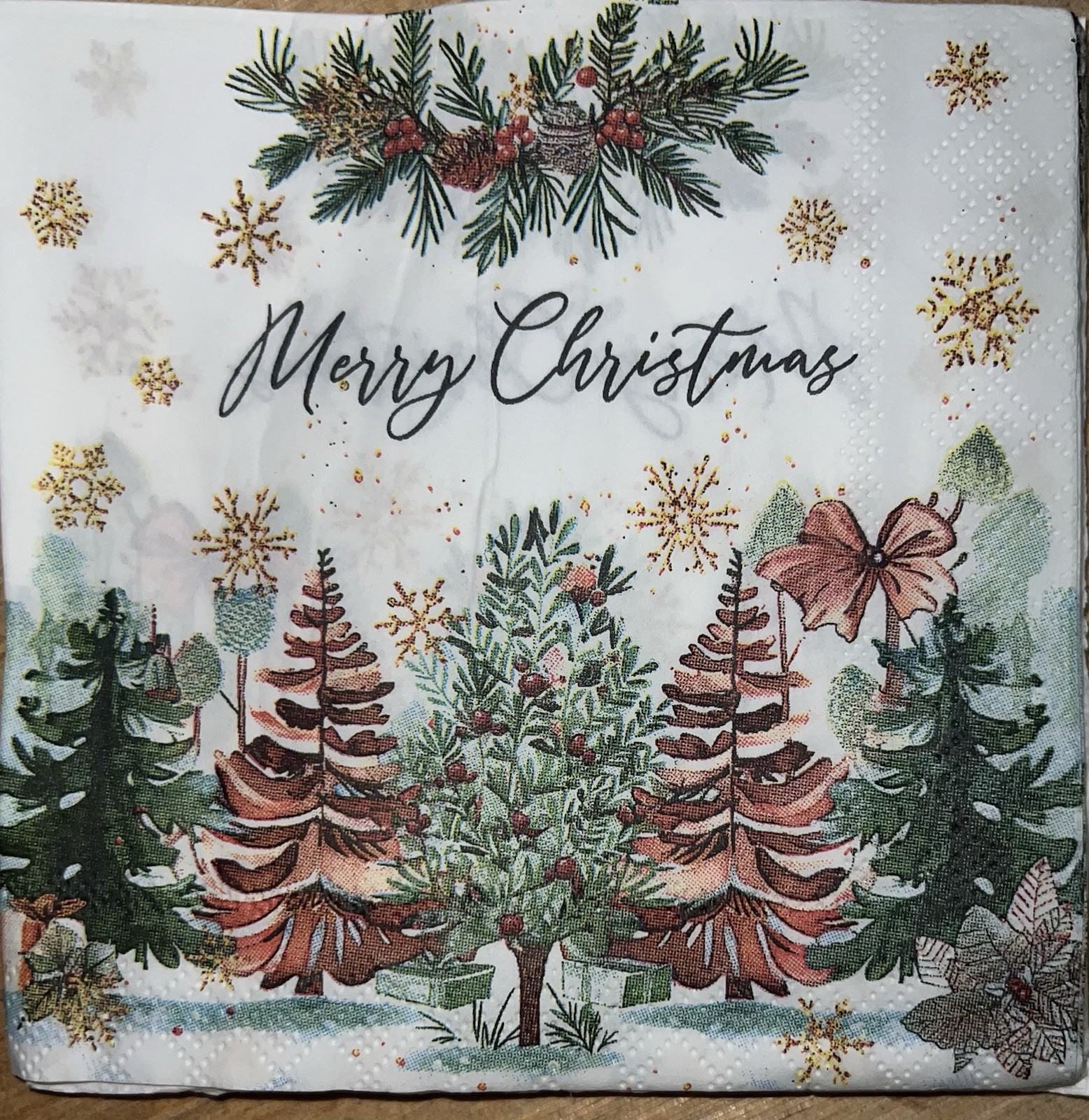FOUR Paper BEVERAGE/COCKTAIL Decoupage Art Craft Napkins Christmas Mittens/trees