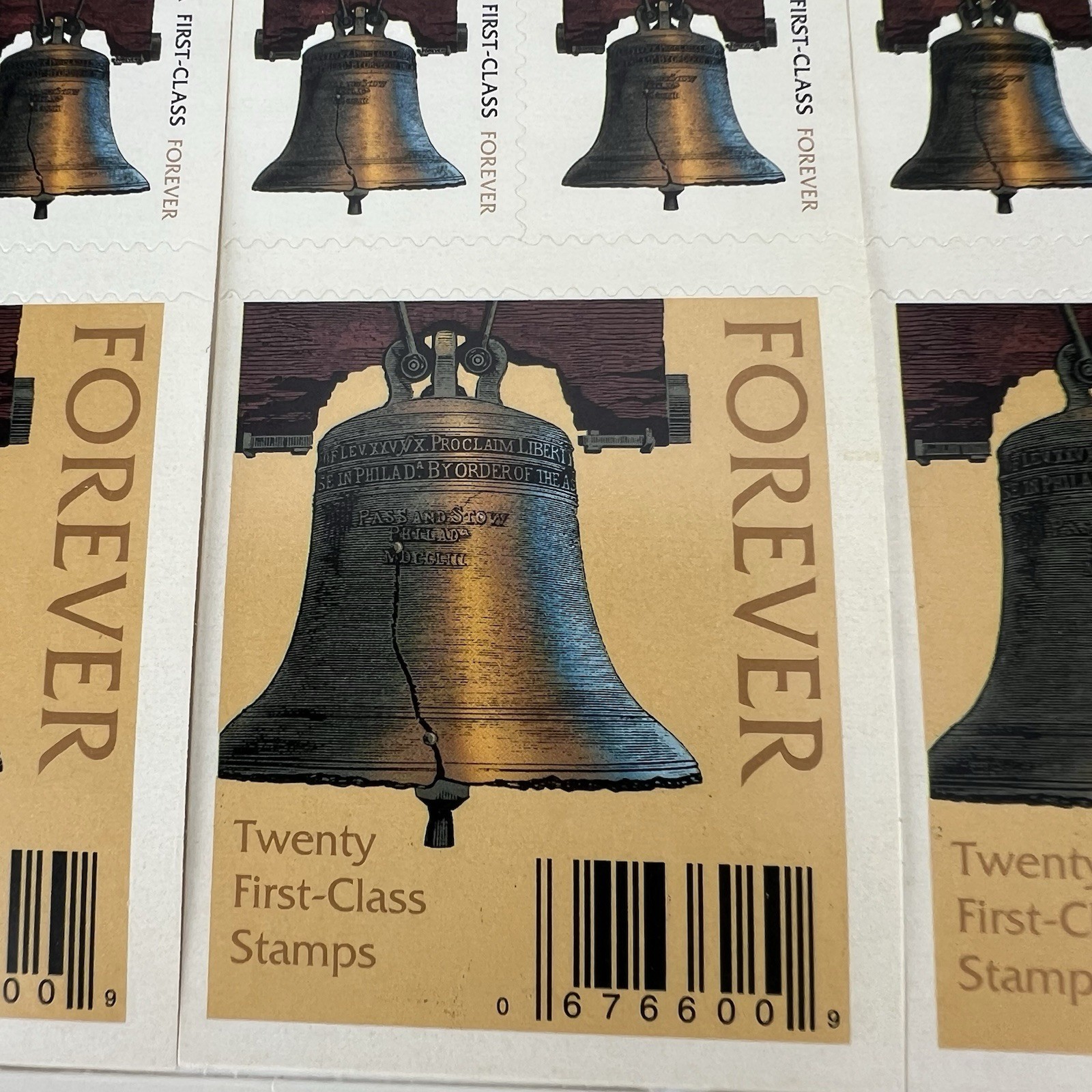 LIBERTY BELL (#4126a) FOREVER Stamps 2007 – Lot Of 9 Booklets 20 US Stamps (MNH)
