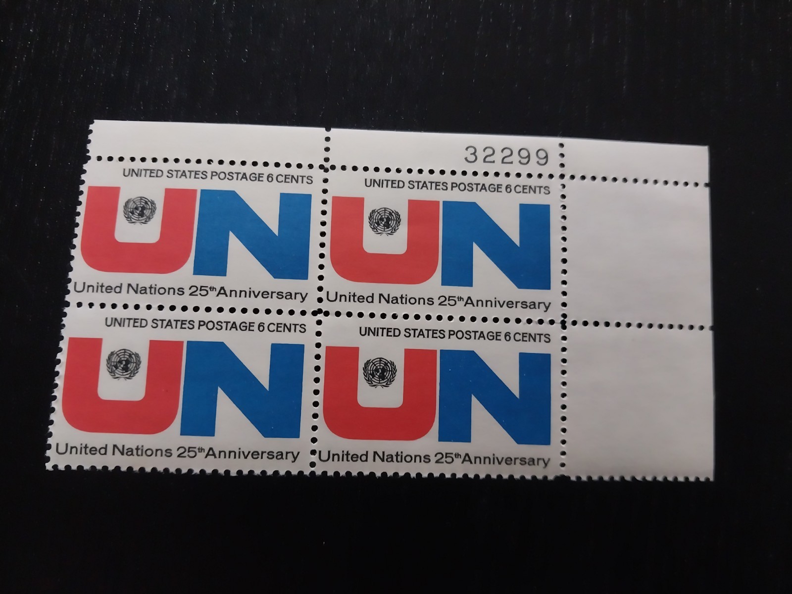 Block Of Stamps United Nations 25th Anniversary 6 Cents Us Postage Unused