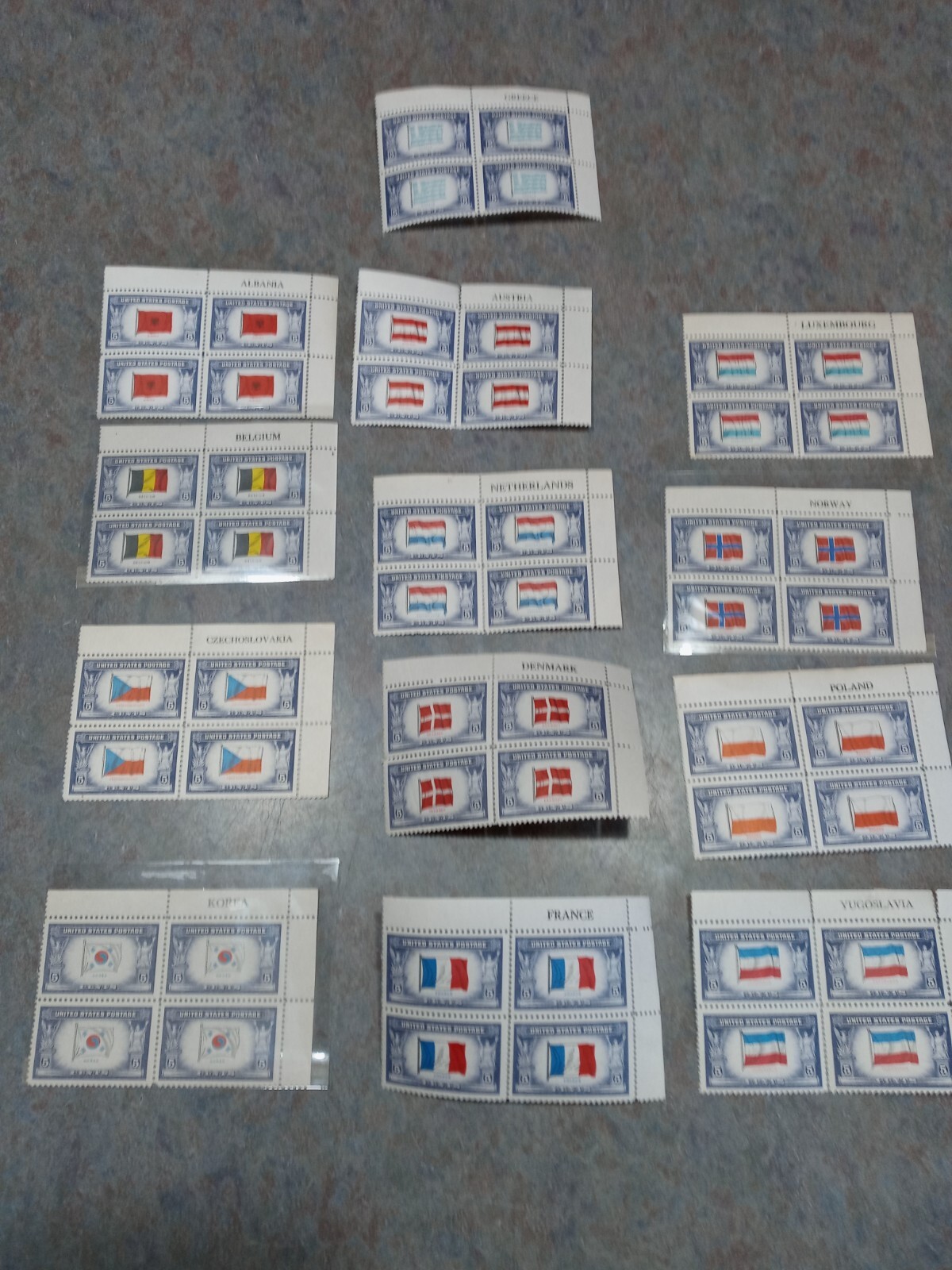 Overrun Countries flags postage 13pc set # 909-921 blocks mlh