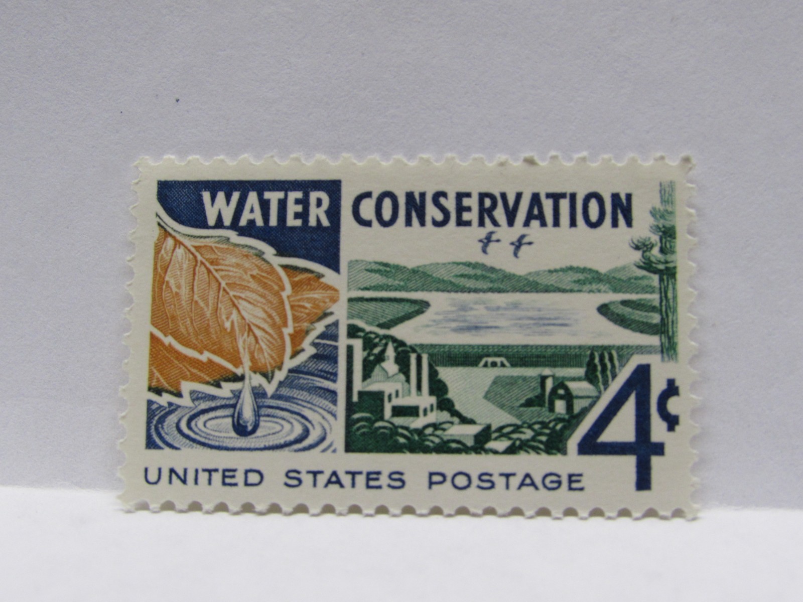 OFFER – Lot of 10 US Postage Stamps – Three Used – Never Hinged