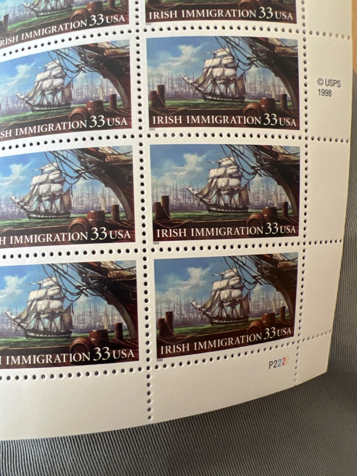 See Photos. US SCOTT 3286 PANE OF 20 IRISH IMMIGRATION 33 CENTS FACE MNH