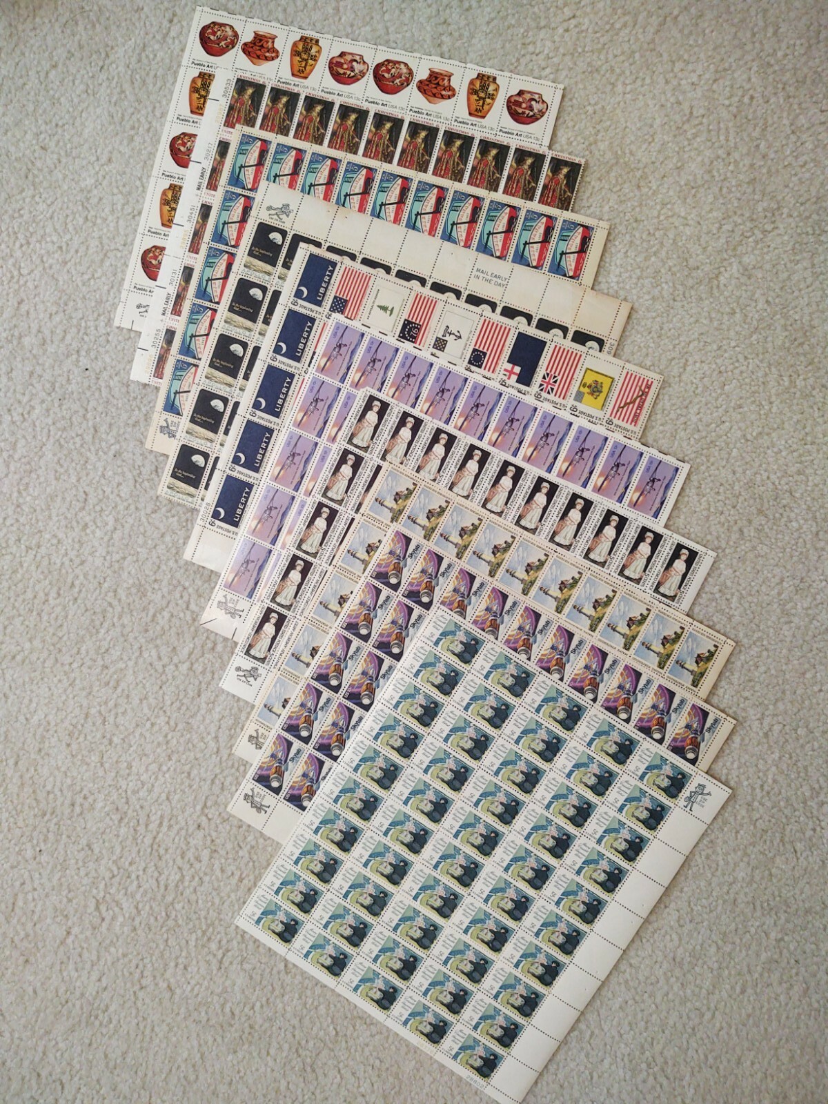 US Stamps – Full Sheets, Lot of 10 Mint Sheets 5 cents – 22 cents, all MNH
