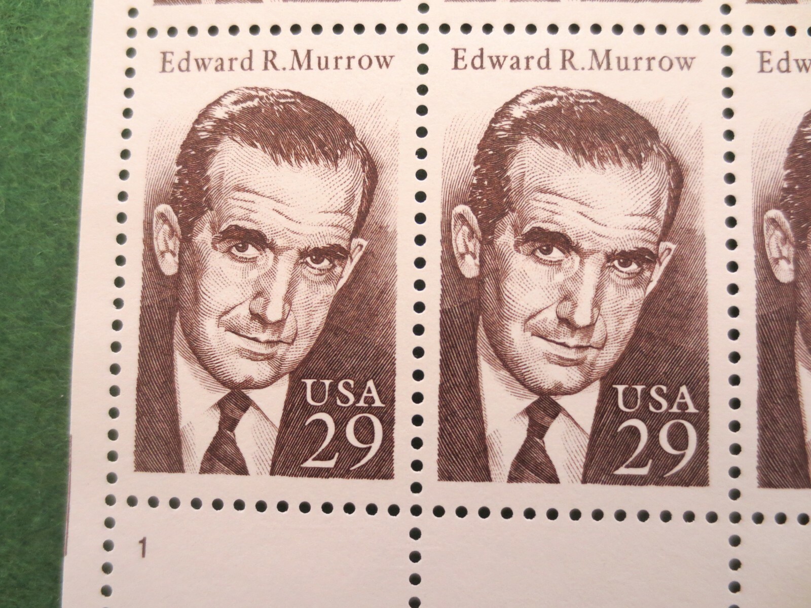 DOC Scott #2812 Edward R Murrow 29¢ Sheet of 50 1994 MNH XF