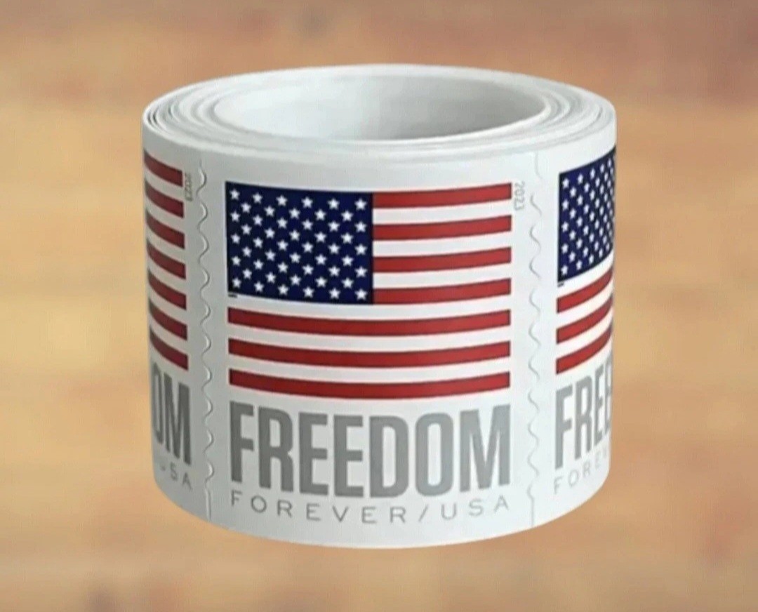 1 Roll Of 100 US Postage Stamps