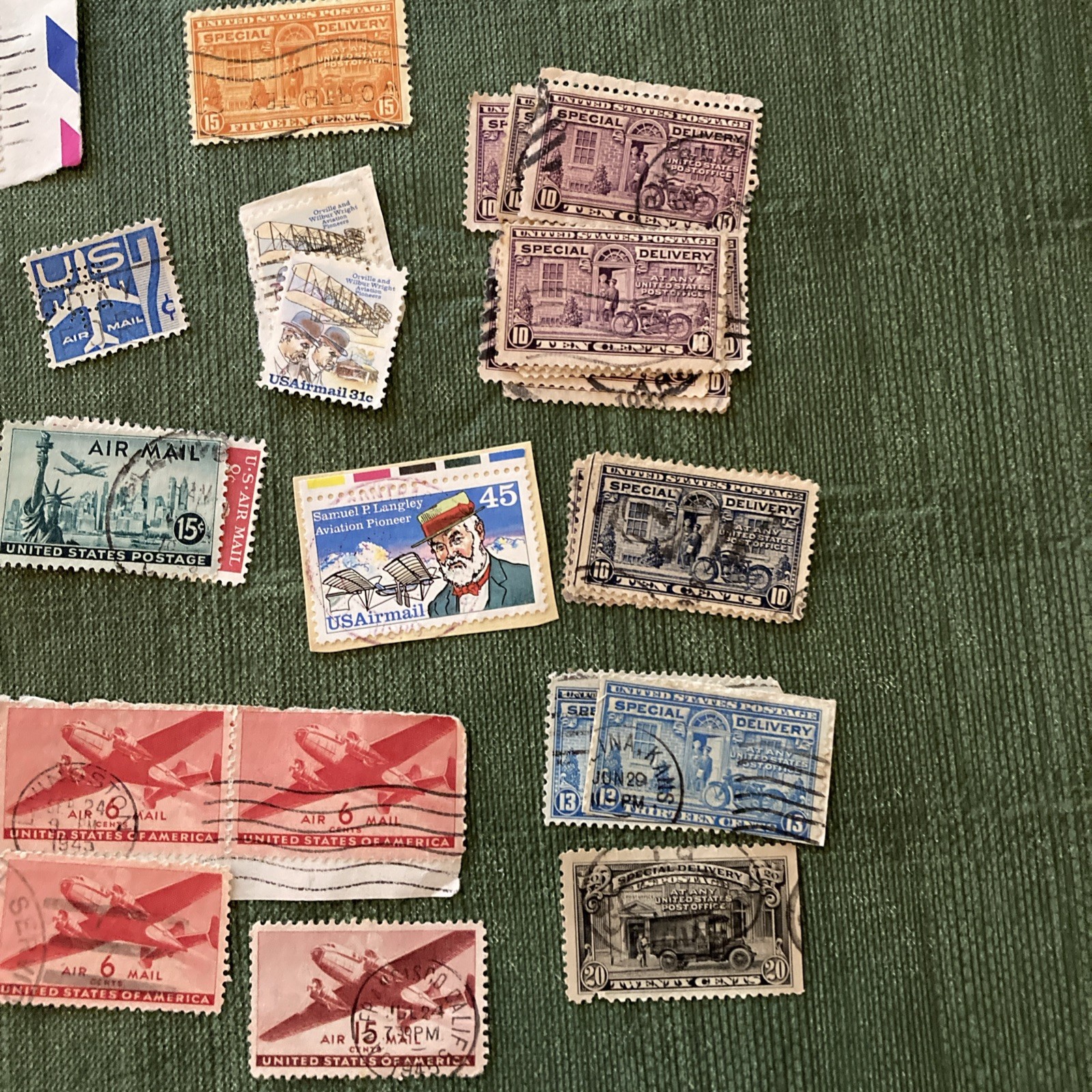 Lot-Airmail and Special Delivery Stamps