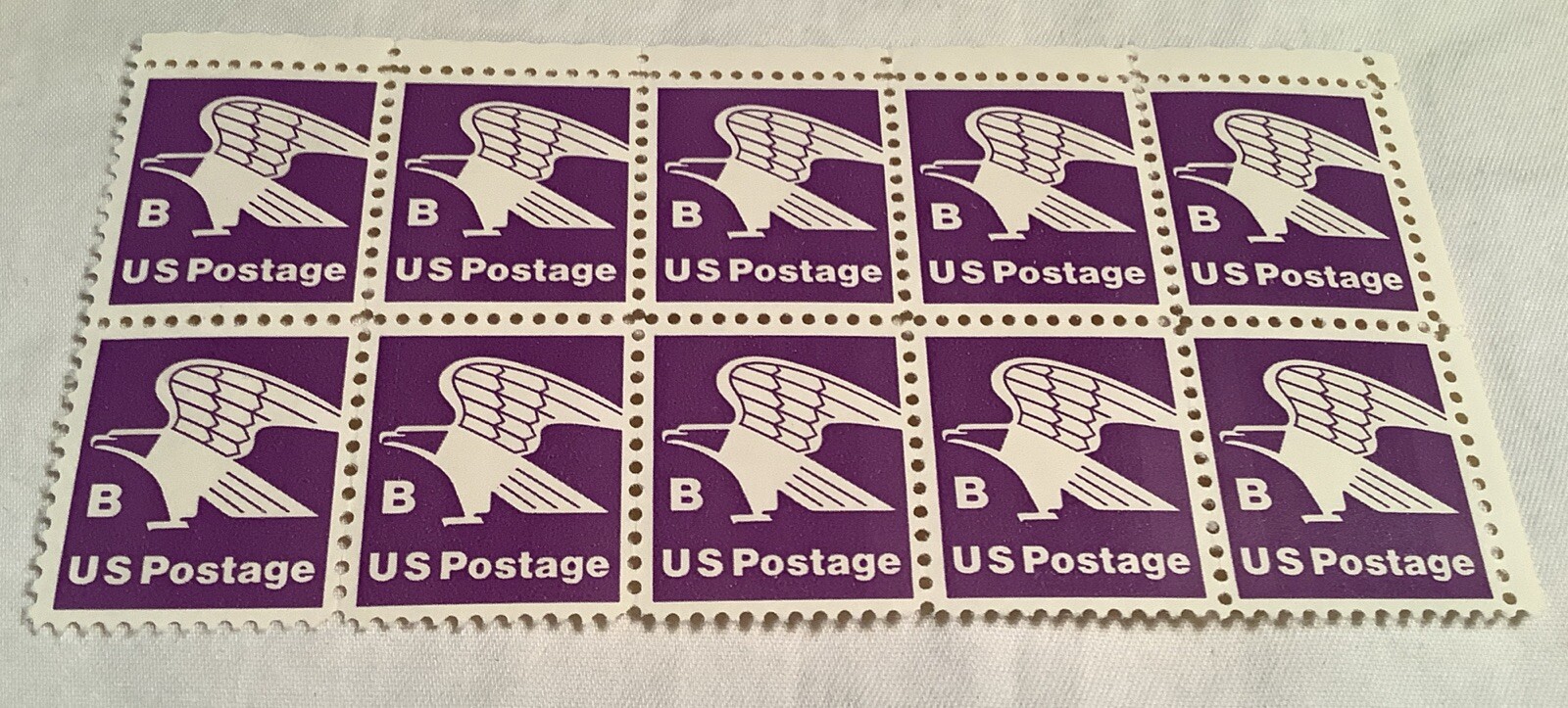 Block of 10 USPS Postage Stamps B Eagle s1818 MNH 1981 Violet