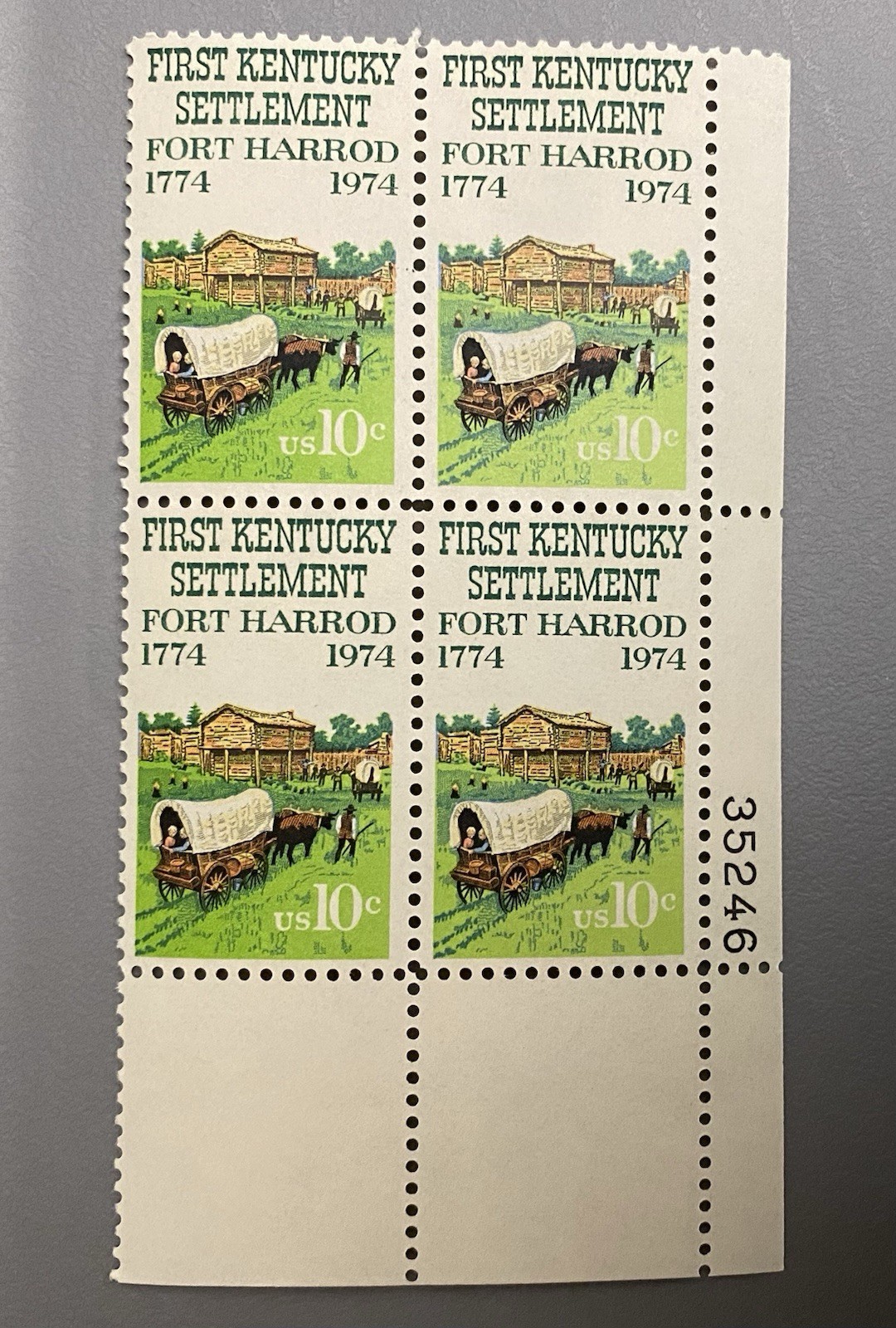 US stamps blocks of 4 mostly MNH, 21 blocks old and new stamps good mix