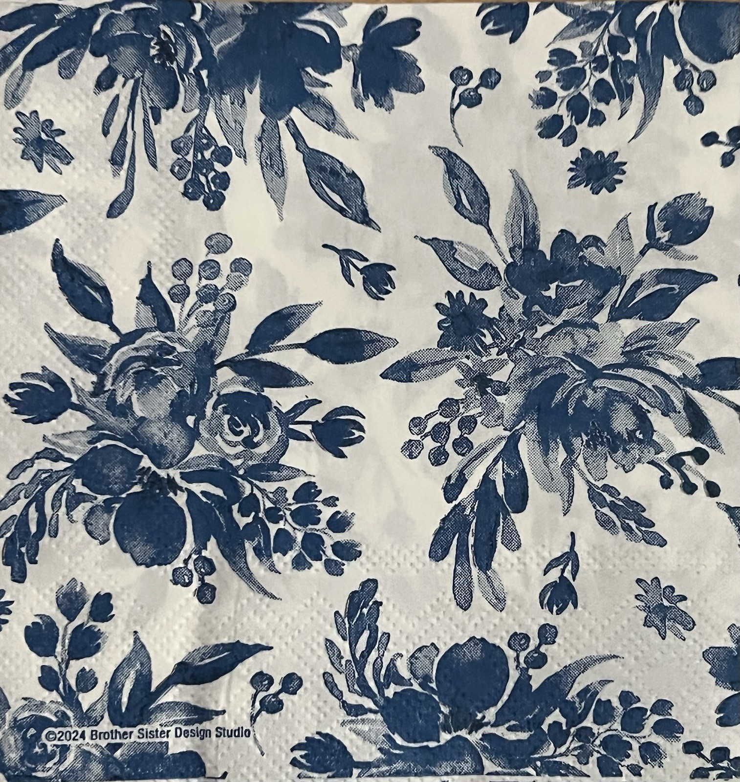 Two Paper BEVERAGE Decoupage Craft Napkins Blue White Floral/flowers 5”x5