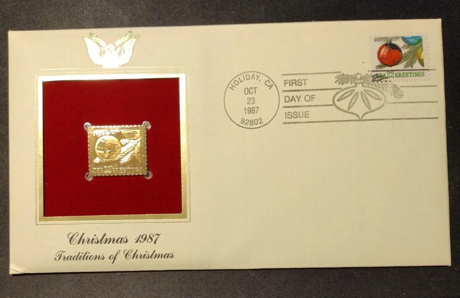 Greetings FIRST DAY ISSUE 22 CENT STAMP GOLD Traditions of Christmas 1987 CA