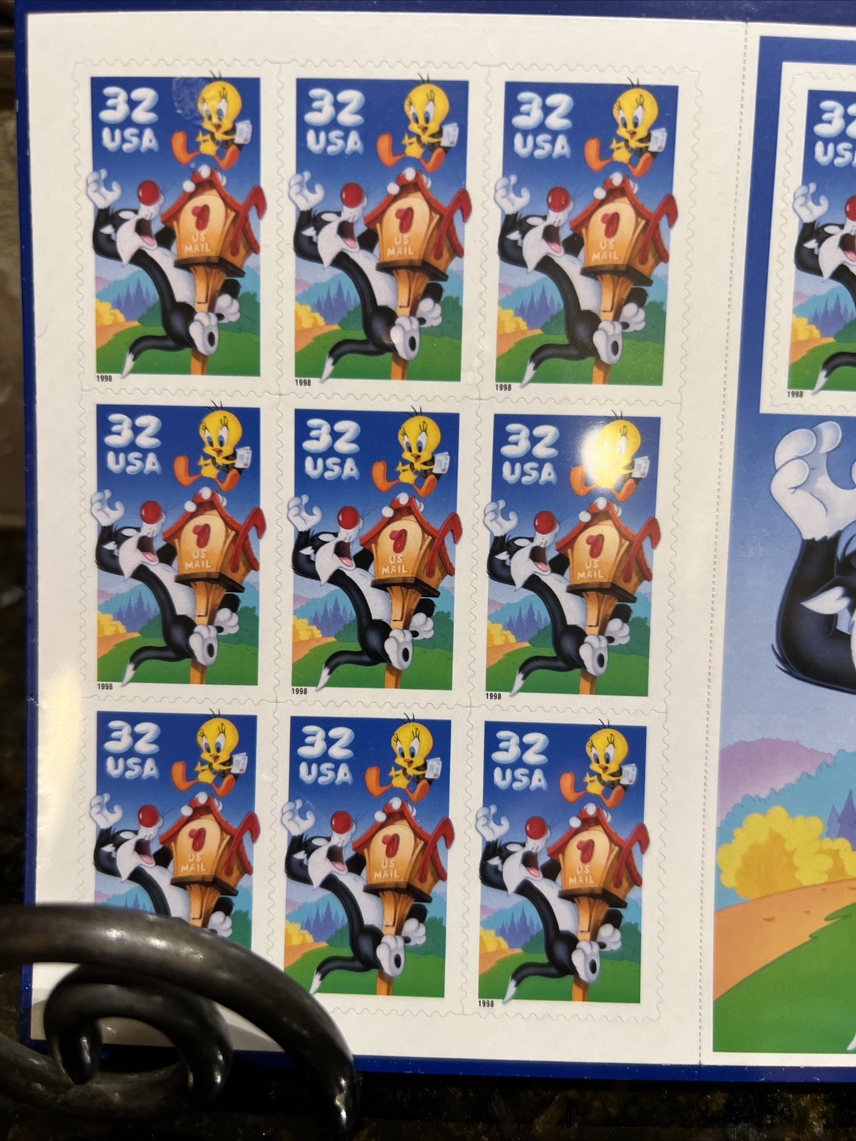 US POSTAGE STAMPS CELLOPHANE SHEET OF 10 “SYLVESTER & TWEETY” .32 CENT