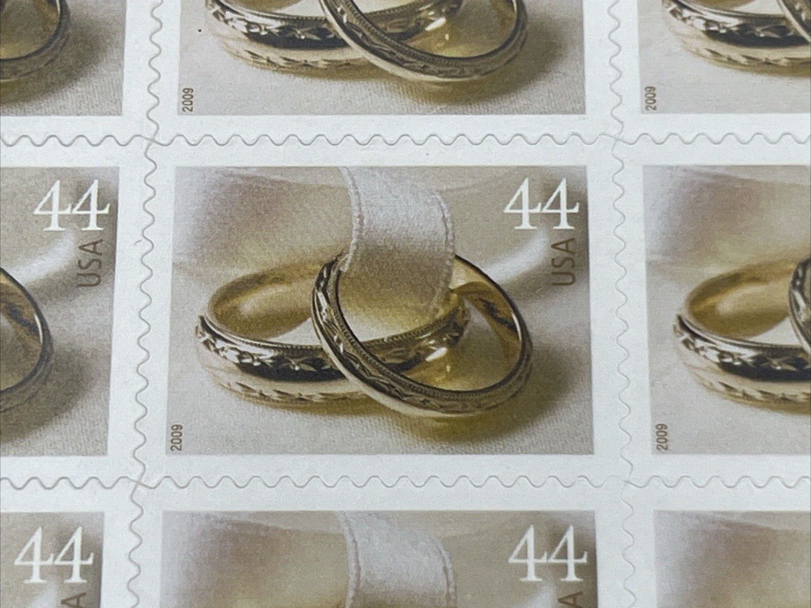 US Stamp 2009 44 Cent Wedding Rings 20 Stamp Sheet Scott #4397