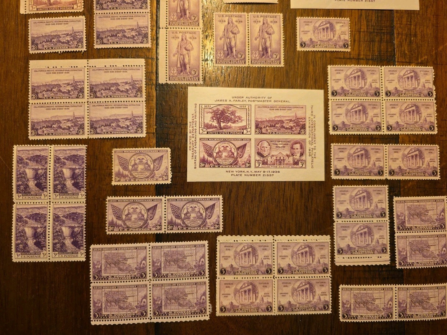 U.S. Stamp Commemoratives – Purple Theme Lot – National Parks, Monuments G