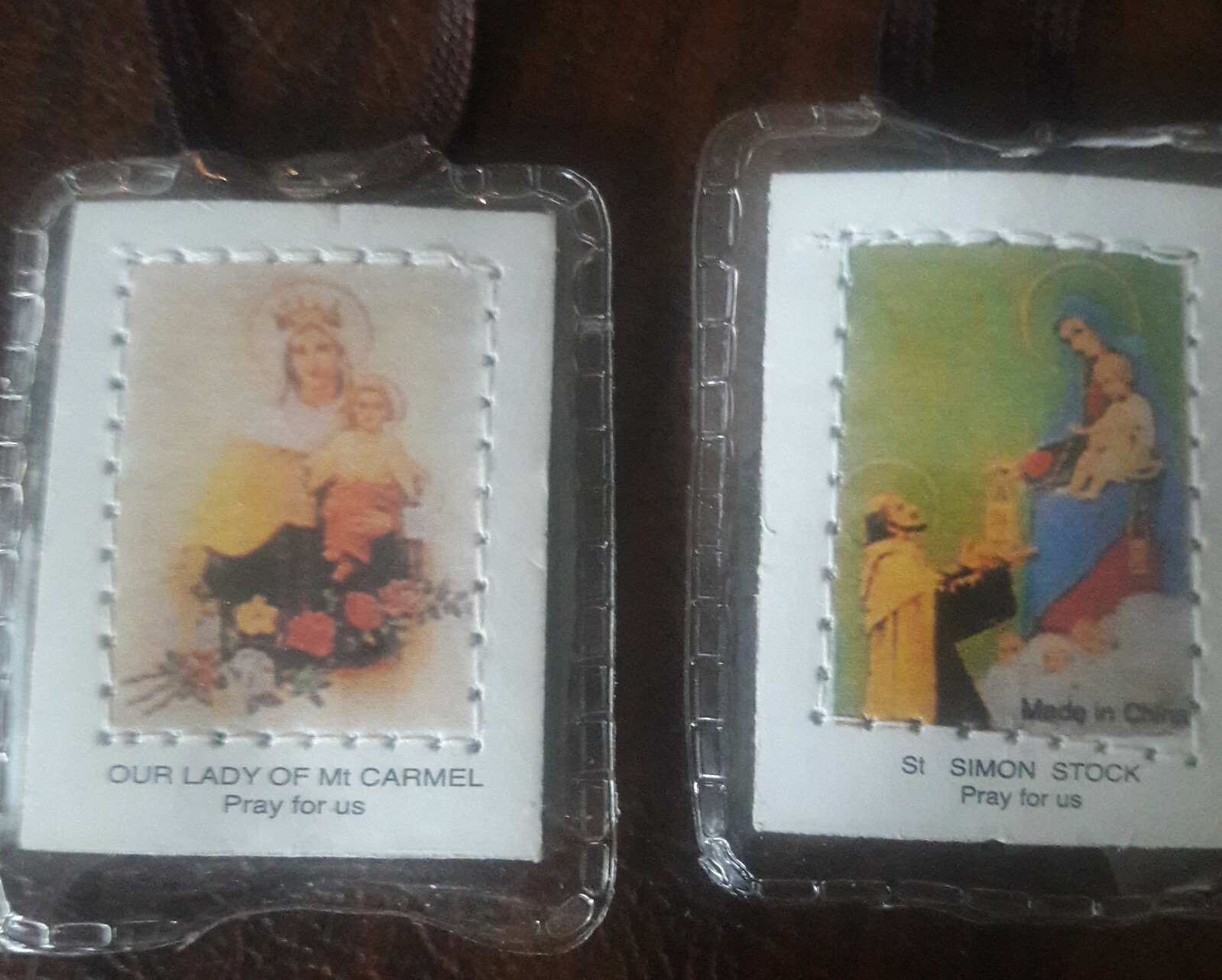 Brown Catholic Encased SCAPULAR Simon Stock OL Mt Carmel Protection in Battle