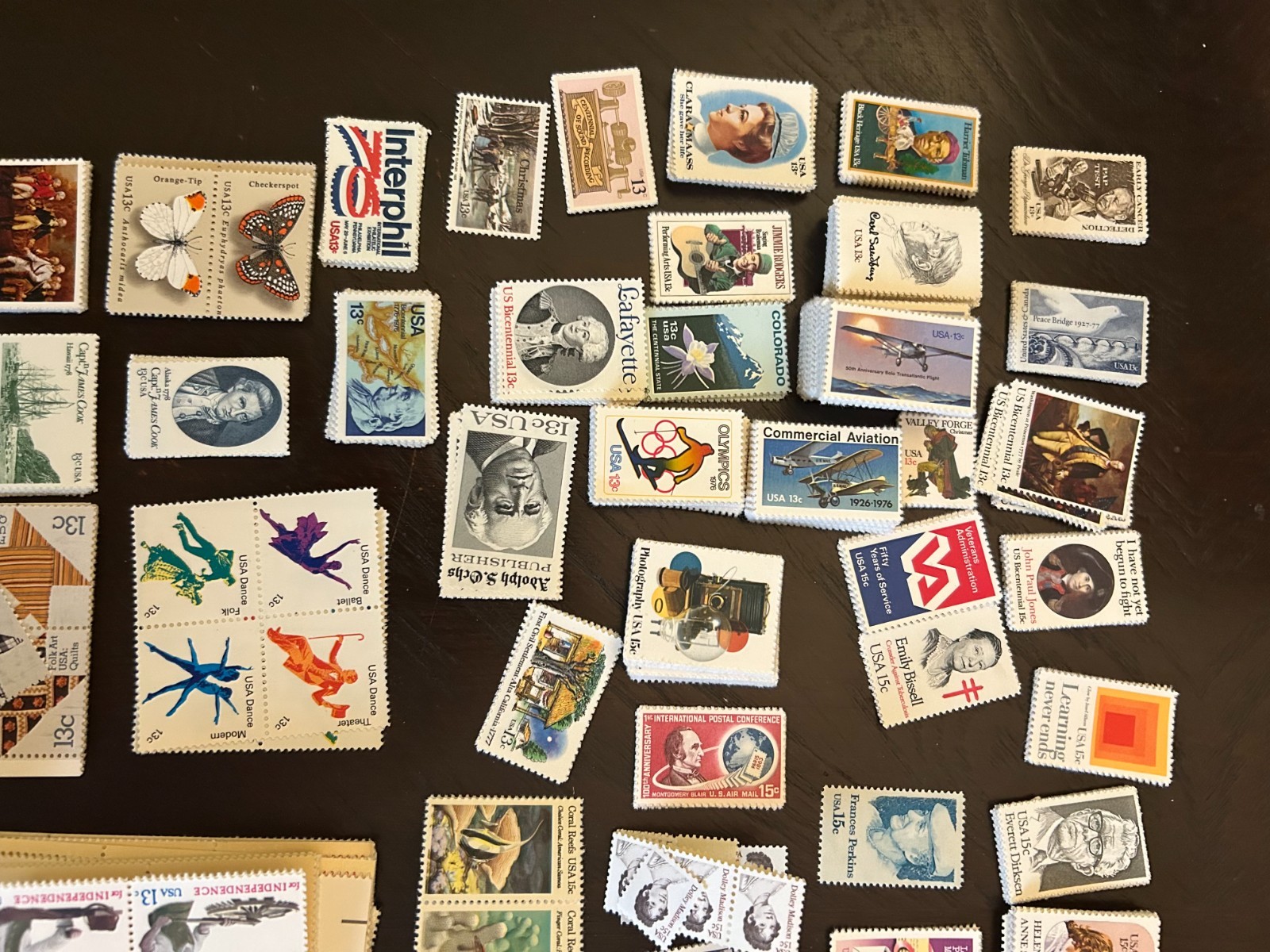 LOT OF 25 UNIQUE UNITED STATES COMMEMORATIVE STAMPS, MNH — NO DUPLICATES