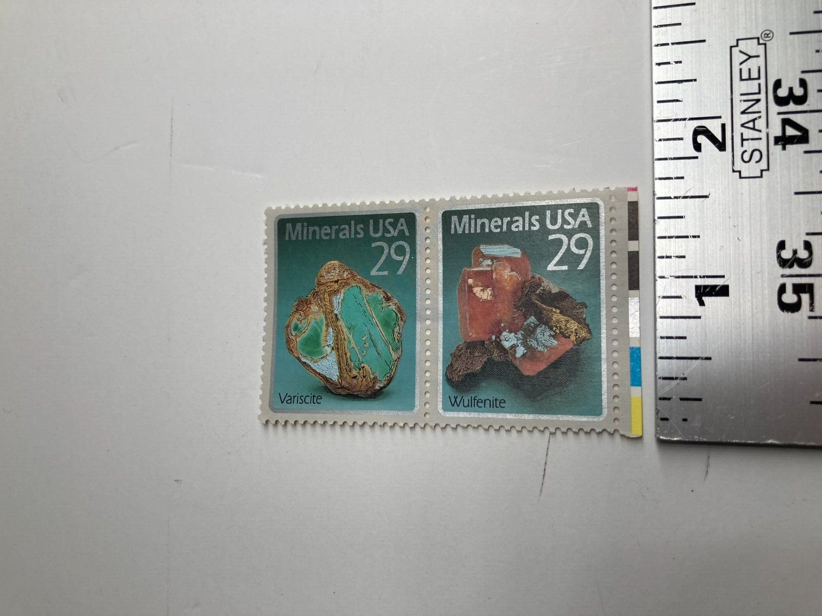 2 Vintage Minerals USA 29 Cent Stamps USPS Variscite Wulfenite