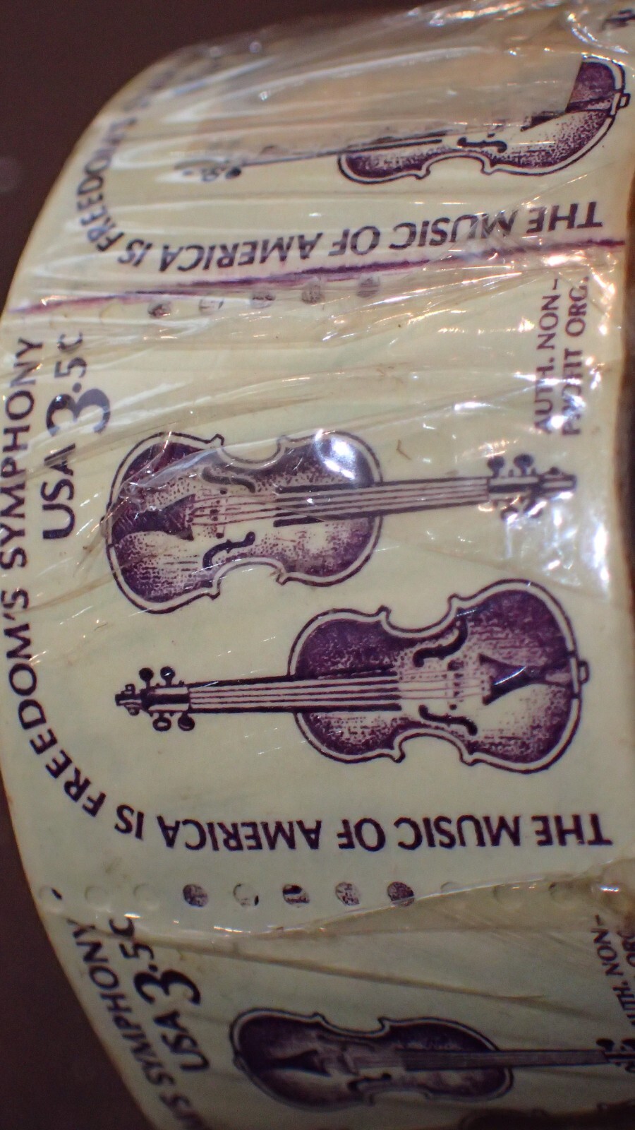 Scott 1813 – 1980 3.5c Violins Music of America Stamps COIL ROLL OF 500 Sealed