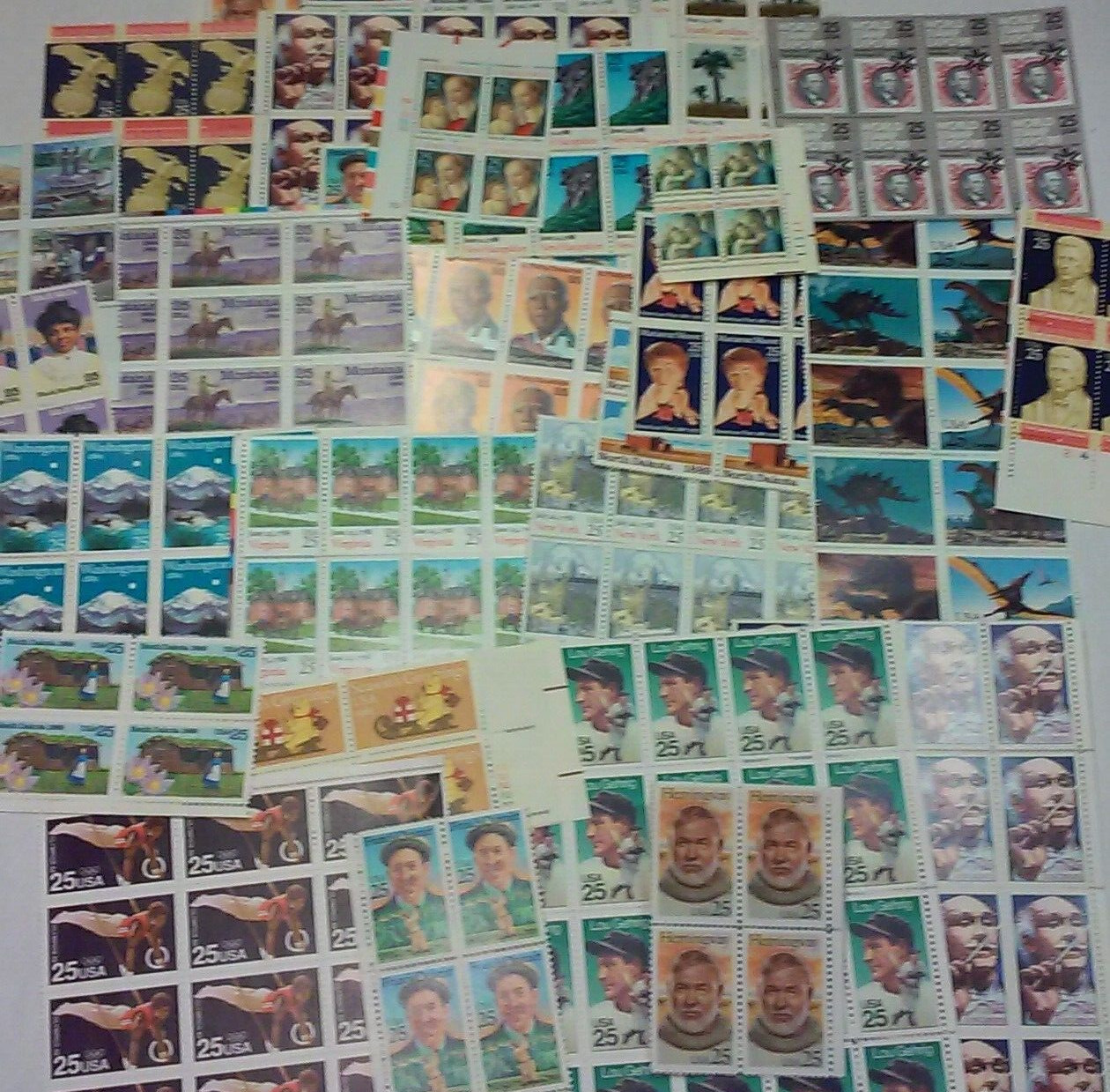Usable 100 Assorted Mixed Multiples & Singles of 25¢ US Postage Stamps FV $25.00