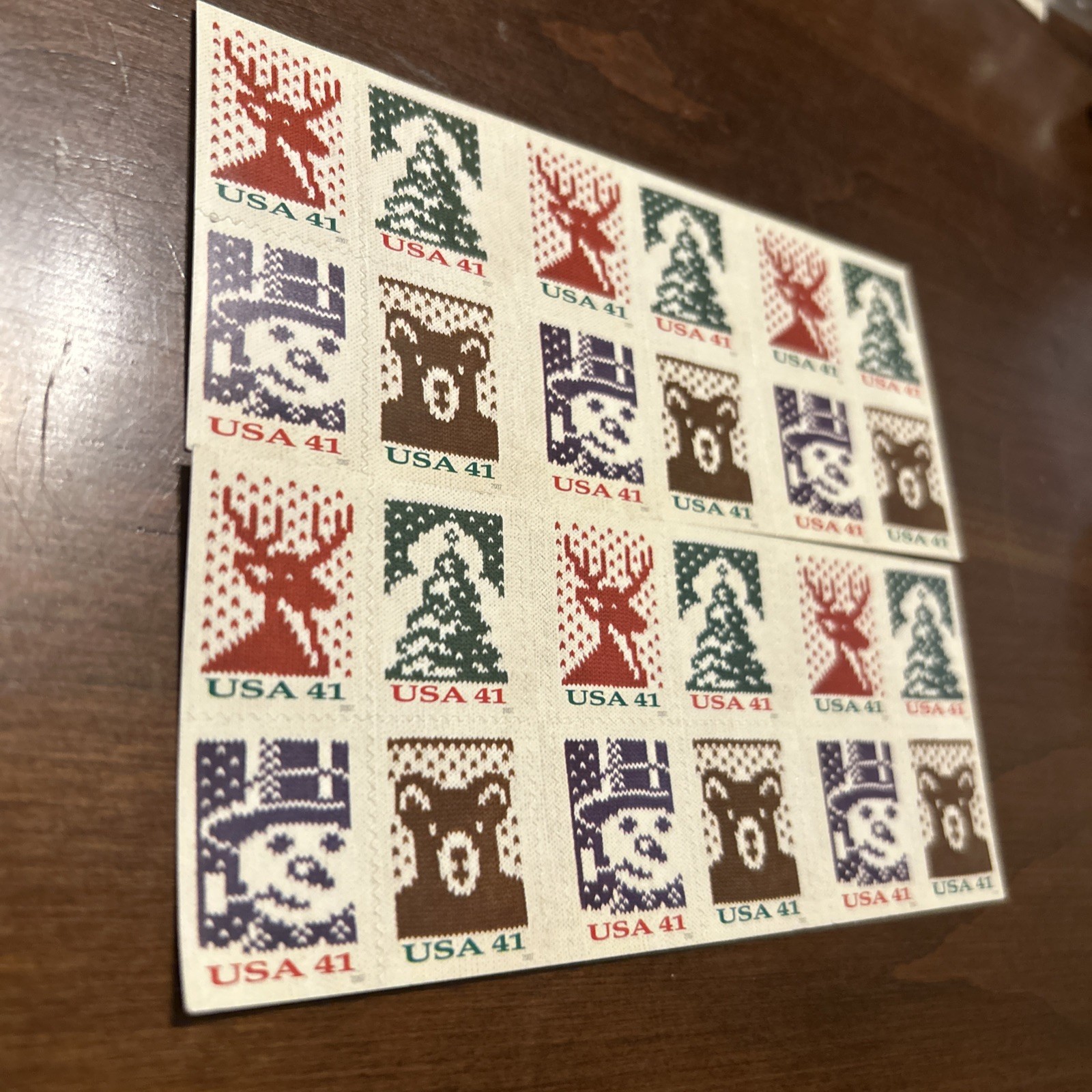 #4211-4214 CHRISTMAS HOLIDAY KNITS 41¢ – 2 Booklets x 20 = 40 Stamps FV$16.40