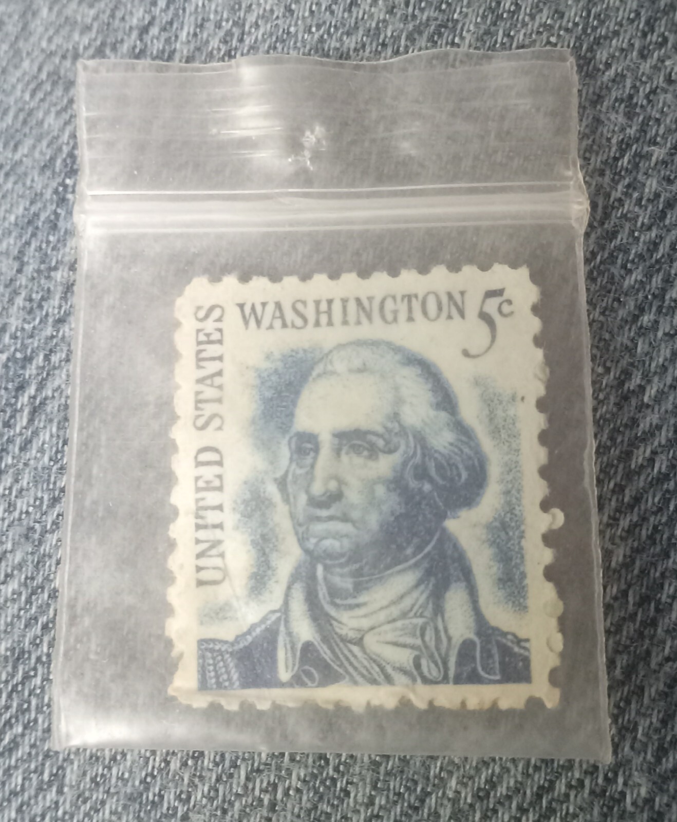 2 unused stamps, great condition, in plastic 