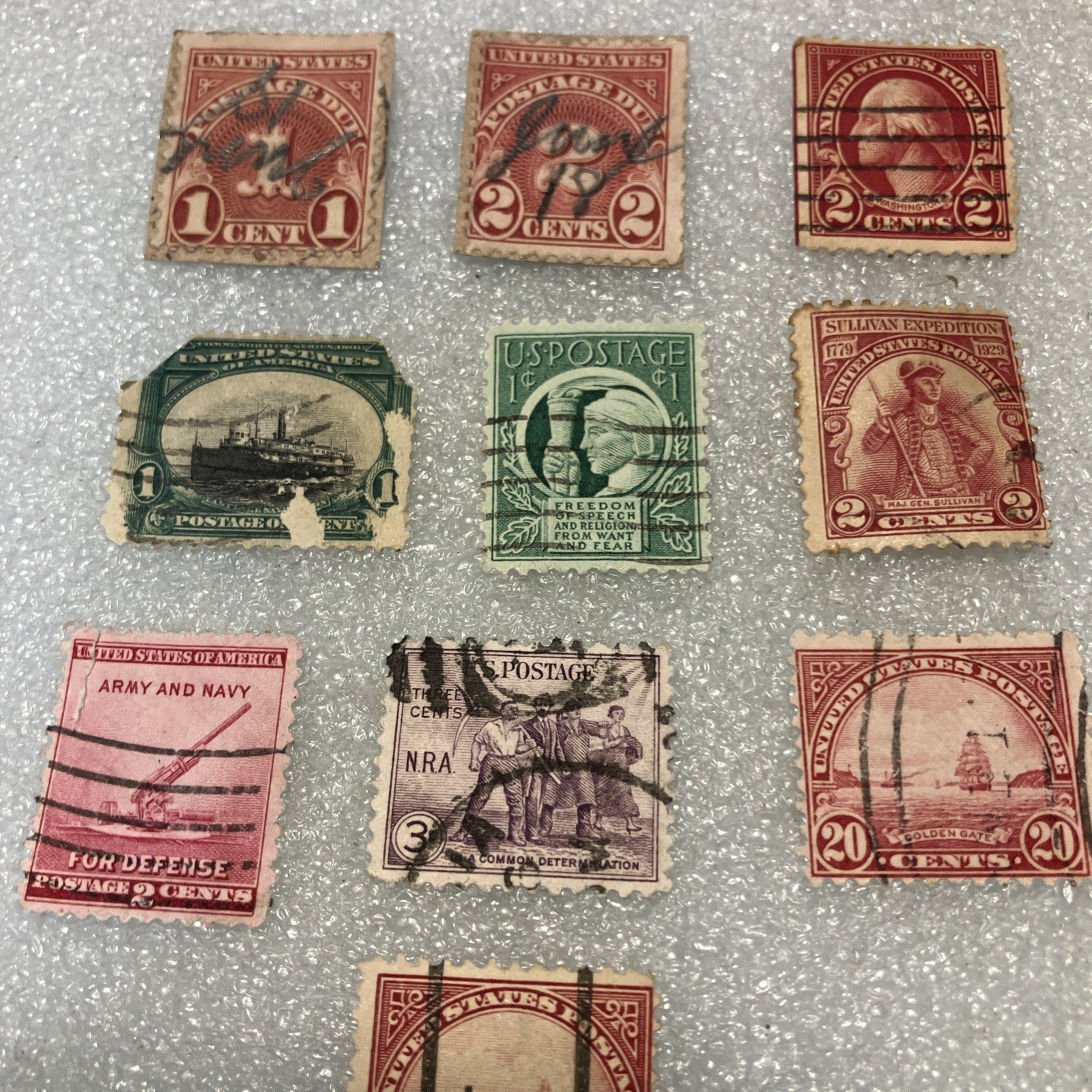 10 USED/Cancelled Commemorative 1c-20c USA Stamps; 1900-1965 mixed Lot. $1 Ships