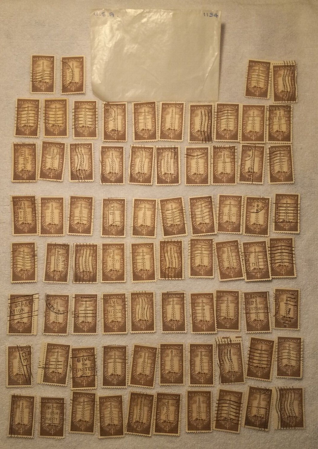 LOT OF (74) USA 1959 -U.S. SCOTT #1134 PETROLEUM INDUSTRY 4 CENT USED STAMPS 